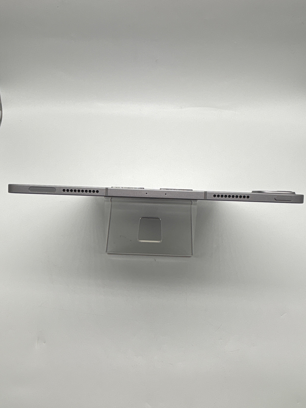 Apple iPad Pro 12.9in 6th Gen M2 256GB Wi-Fi Plus Cellular Read