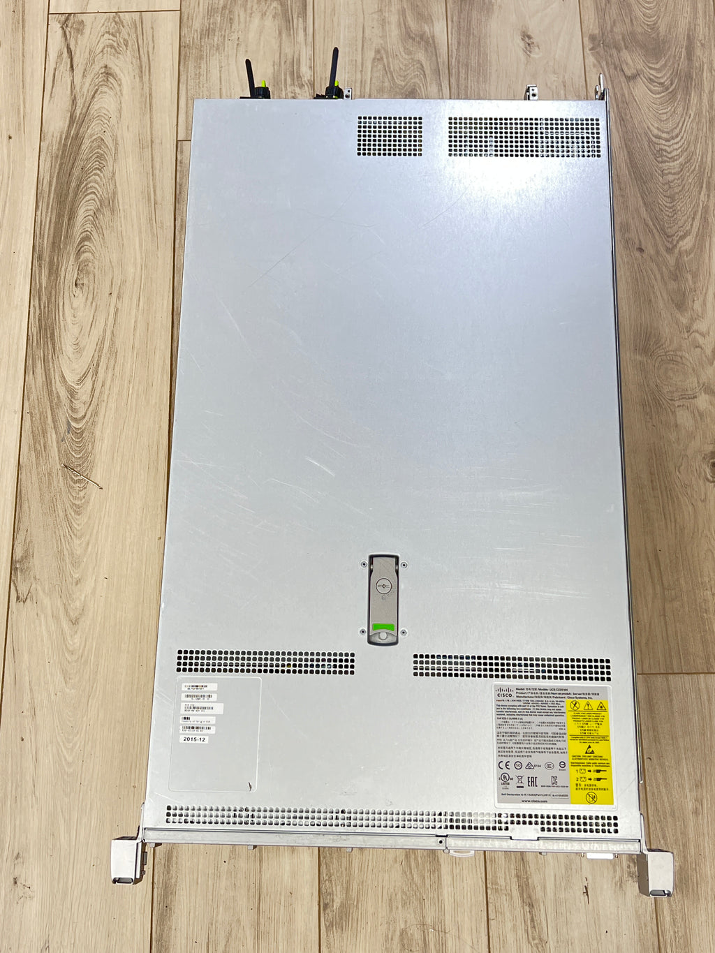 Cisco UCSC-C220-M4S Intel Xeon E5-2630 48GB RAM 2.4TB HDD Server NO OS