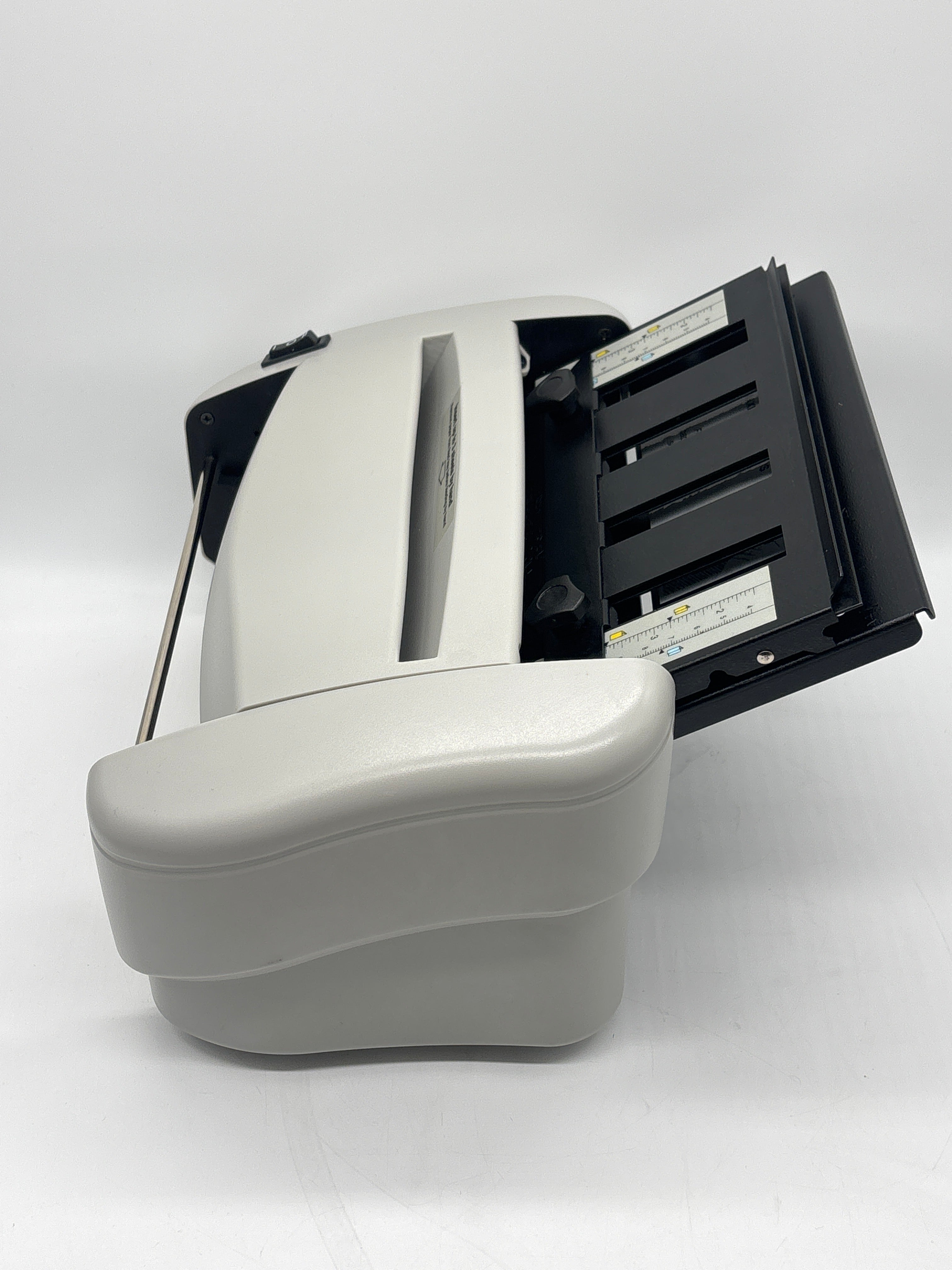 Martin Yale P7200 Automatic Light-Duty Desktop Paper Folding Machine