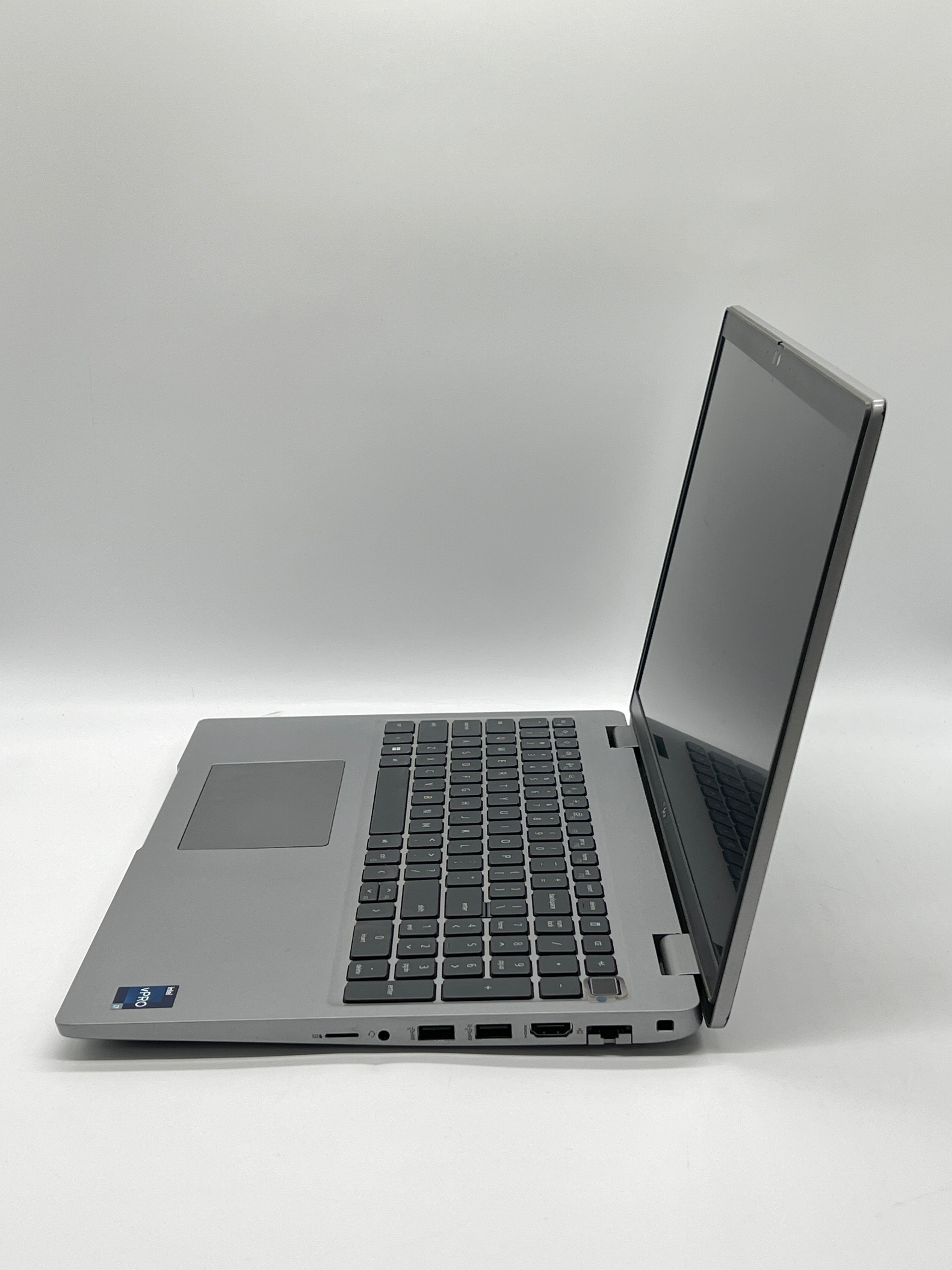 Dell Latitude 5530 15.6 in i7-1265U 16GB RAM 512GB SSD Gray Used