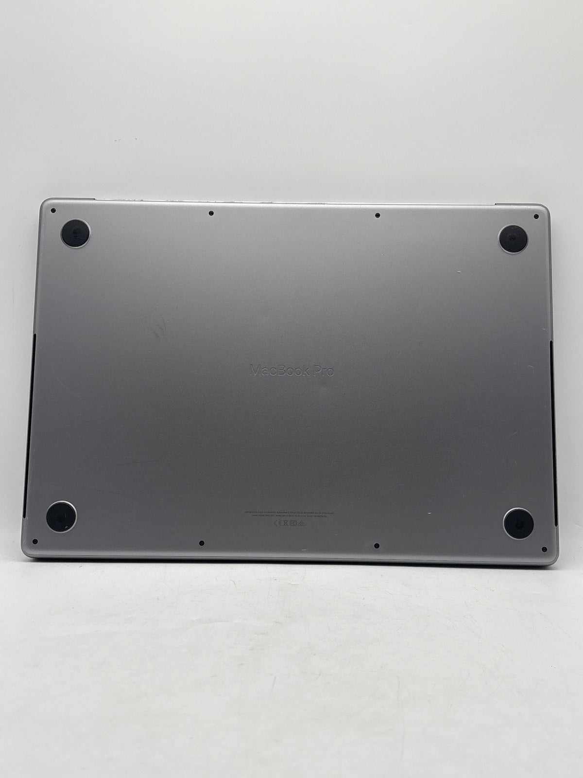 Apple MacBook Pro 16" A2485 M1 Pro 16GB RAM 512GB SSD Space Gray - For Parts