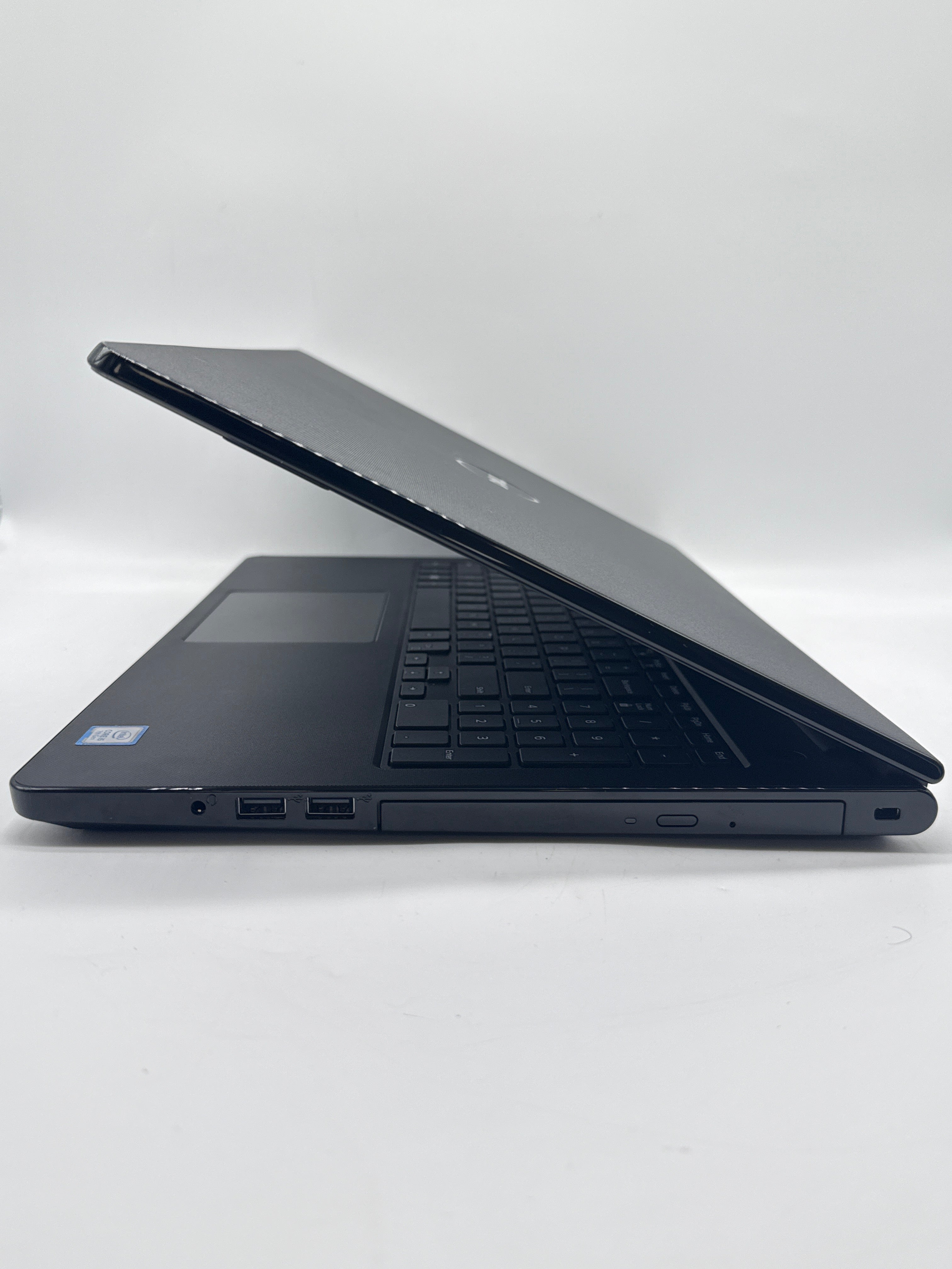 Dell Inspiron 5566 i5-7200U 8GB RAM 256GB SSD
