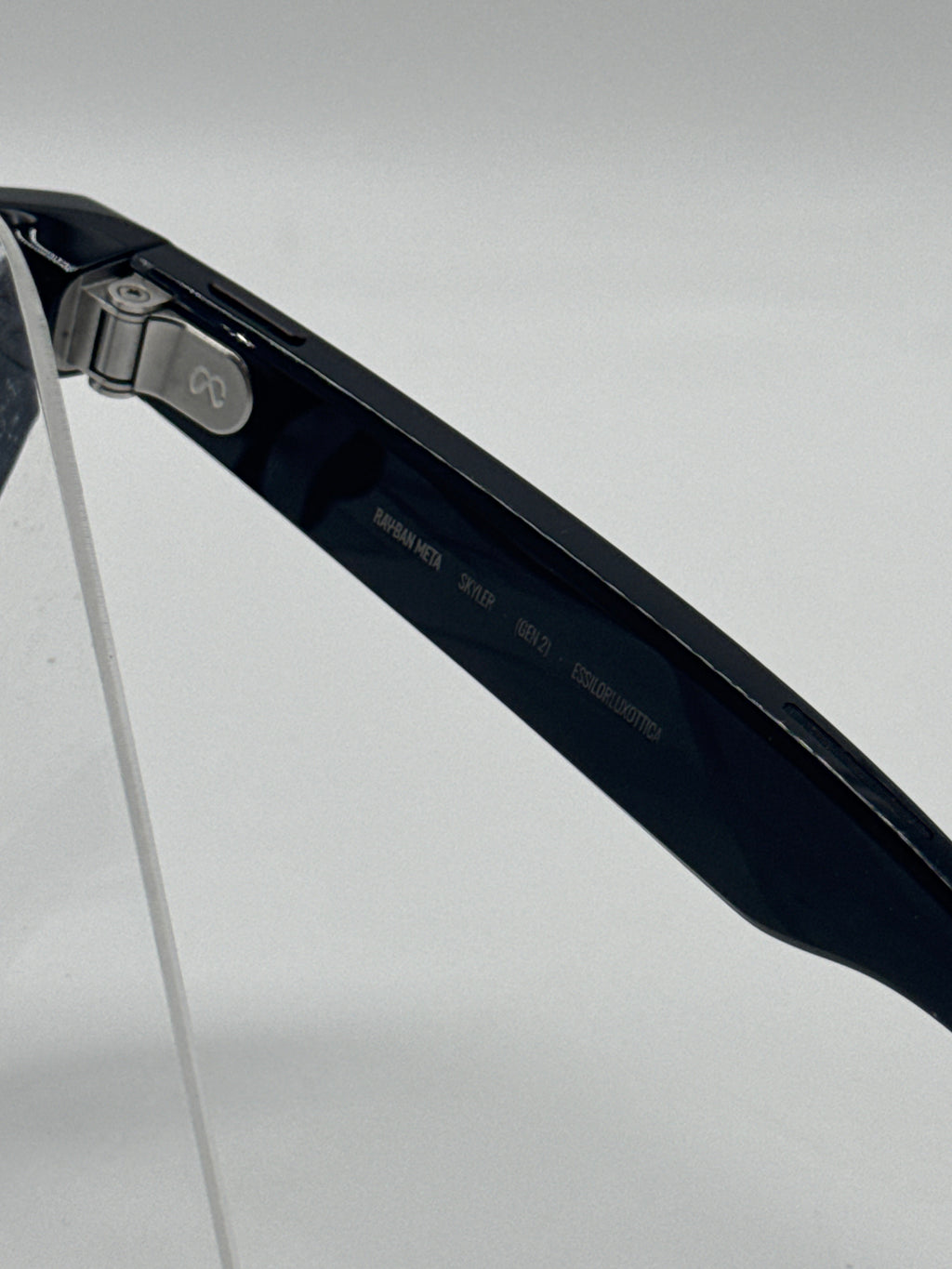 Meta Ray-Ban Skyler Smart Glasses Gen 2 RW4014 32GB Black - Used