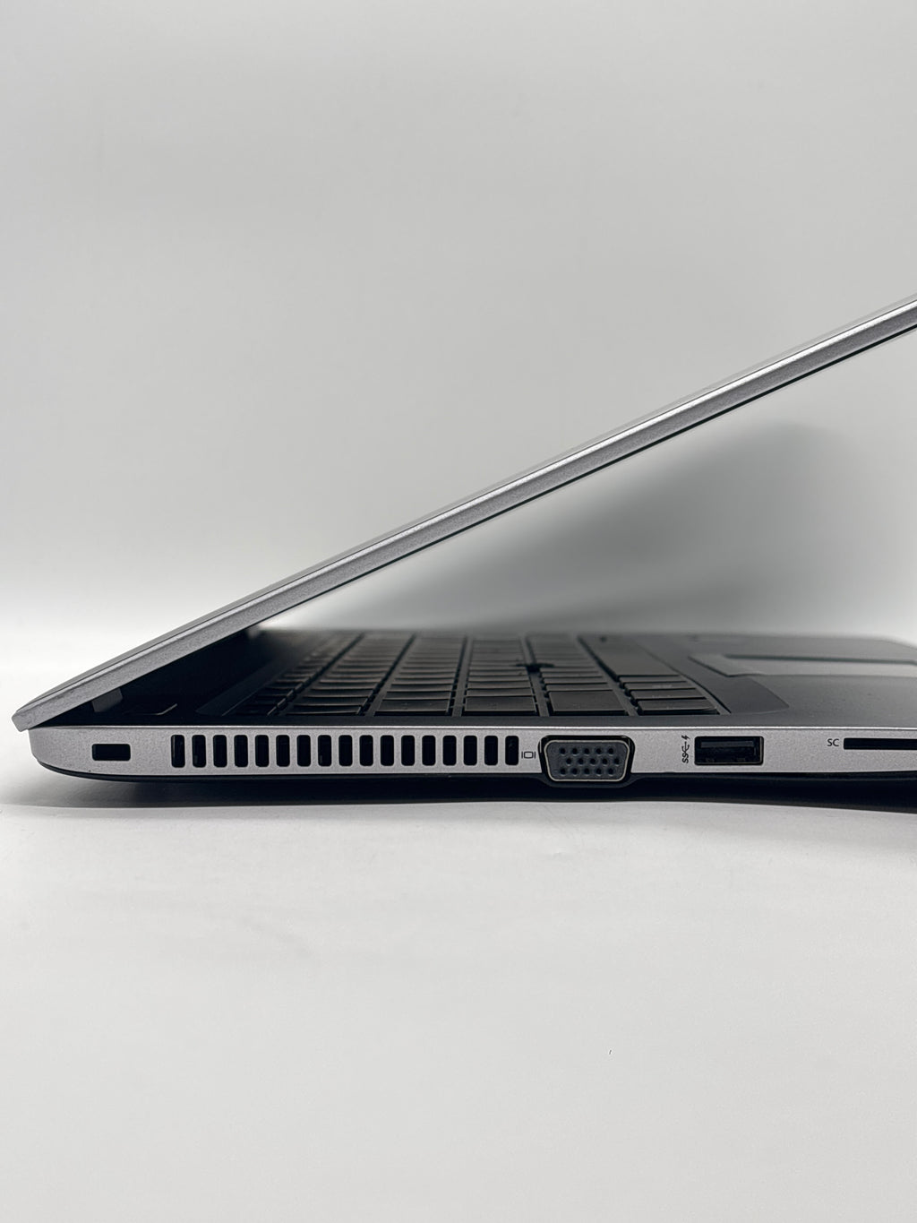 HP Elitebook 840 G4 Laptop i5-7300U 8GB RAM 512GB HDD - For Parts (Bad Battery)