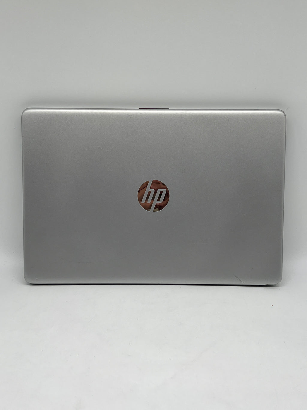 HP 15-ef1038nr AMD Athlon 3150u 4GB RAM 256GB SSD - For Parts (Read)