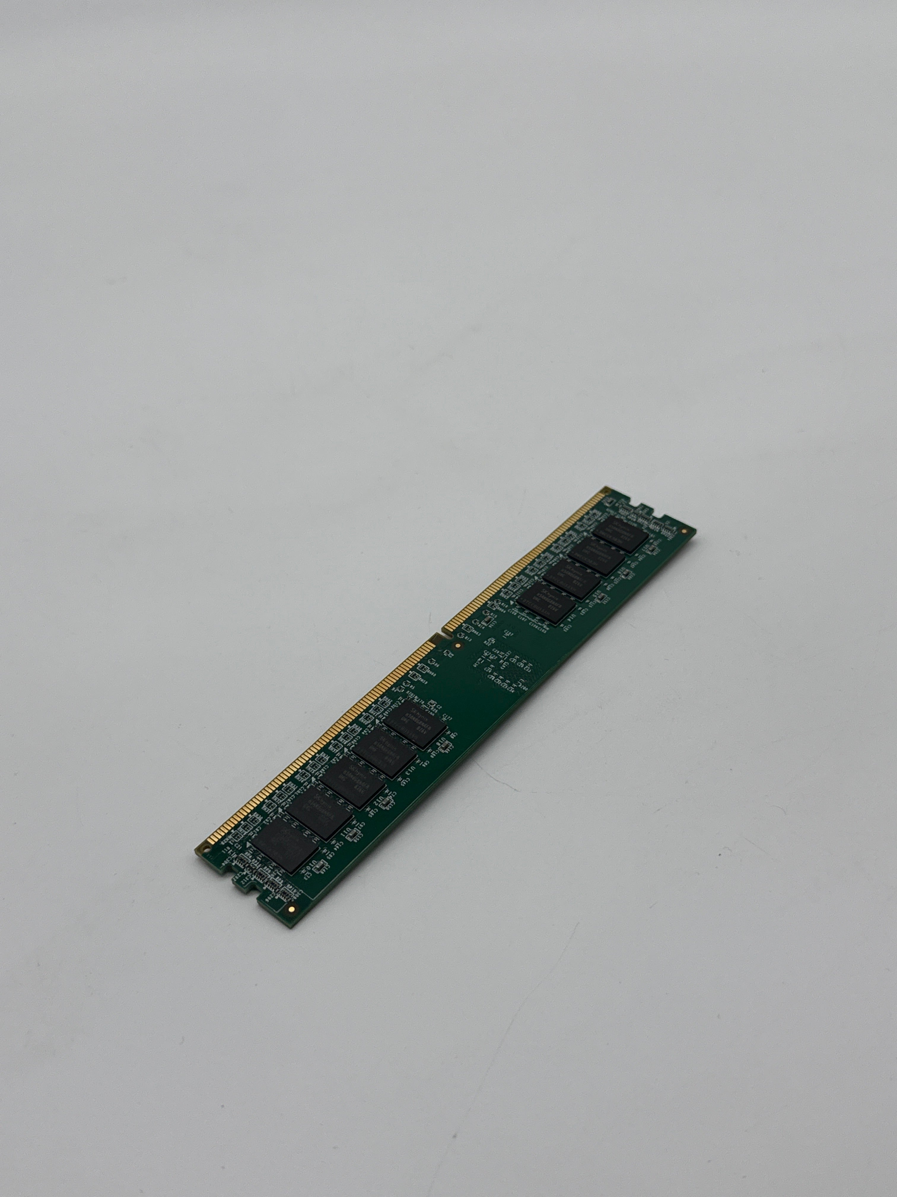 SK Hynix 16GB 2Rx8 2400MHz PC4-2400 2Rx8 DIMM Memory Module