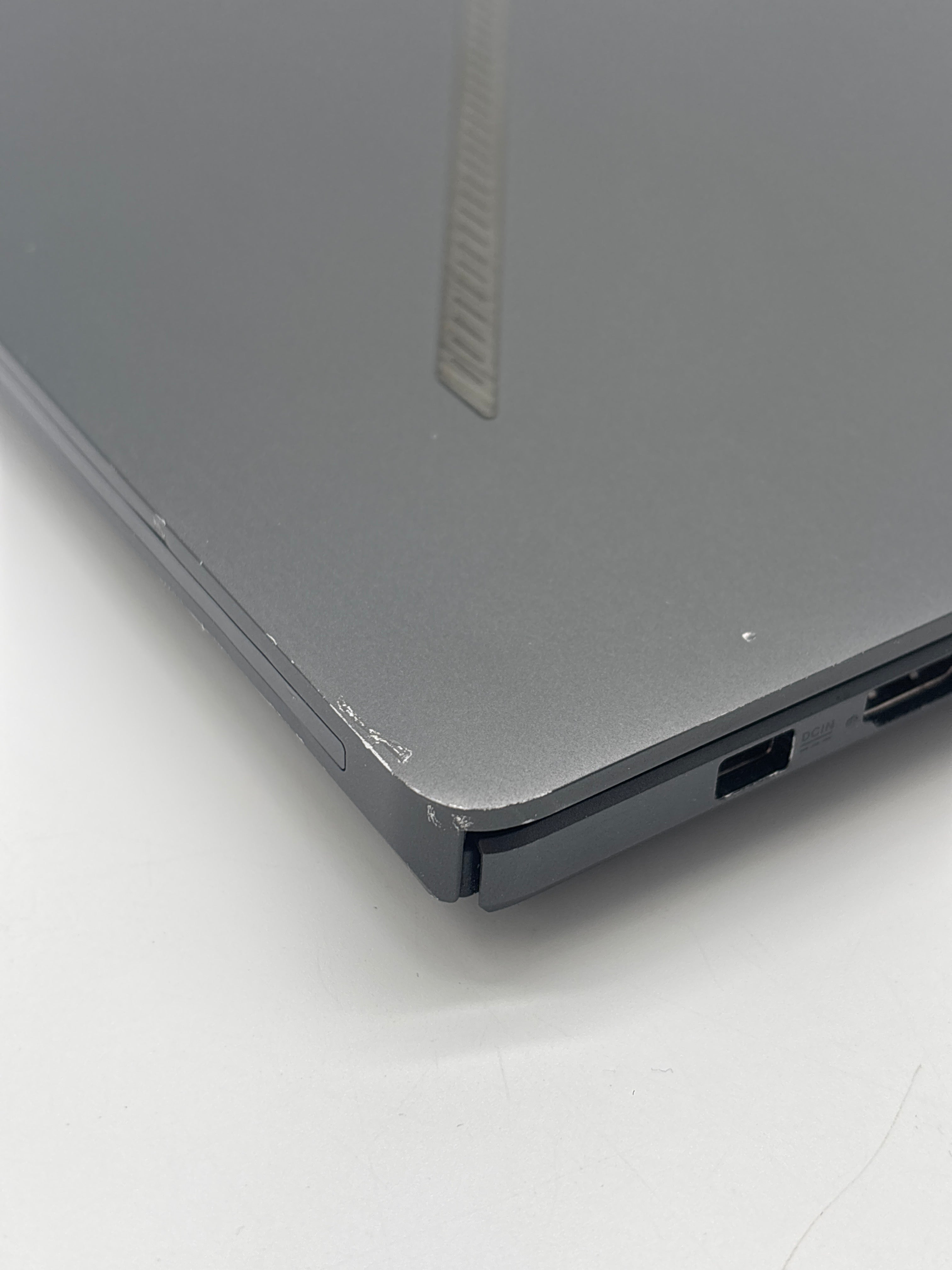 ASUS ROG Zephyrus G16 Ultra 9 285H 32GB RAM 2TB SSD RTX 5080