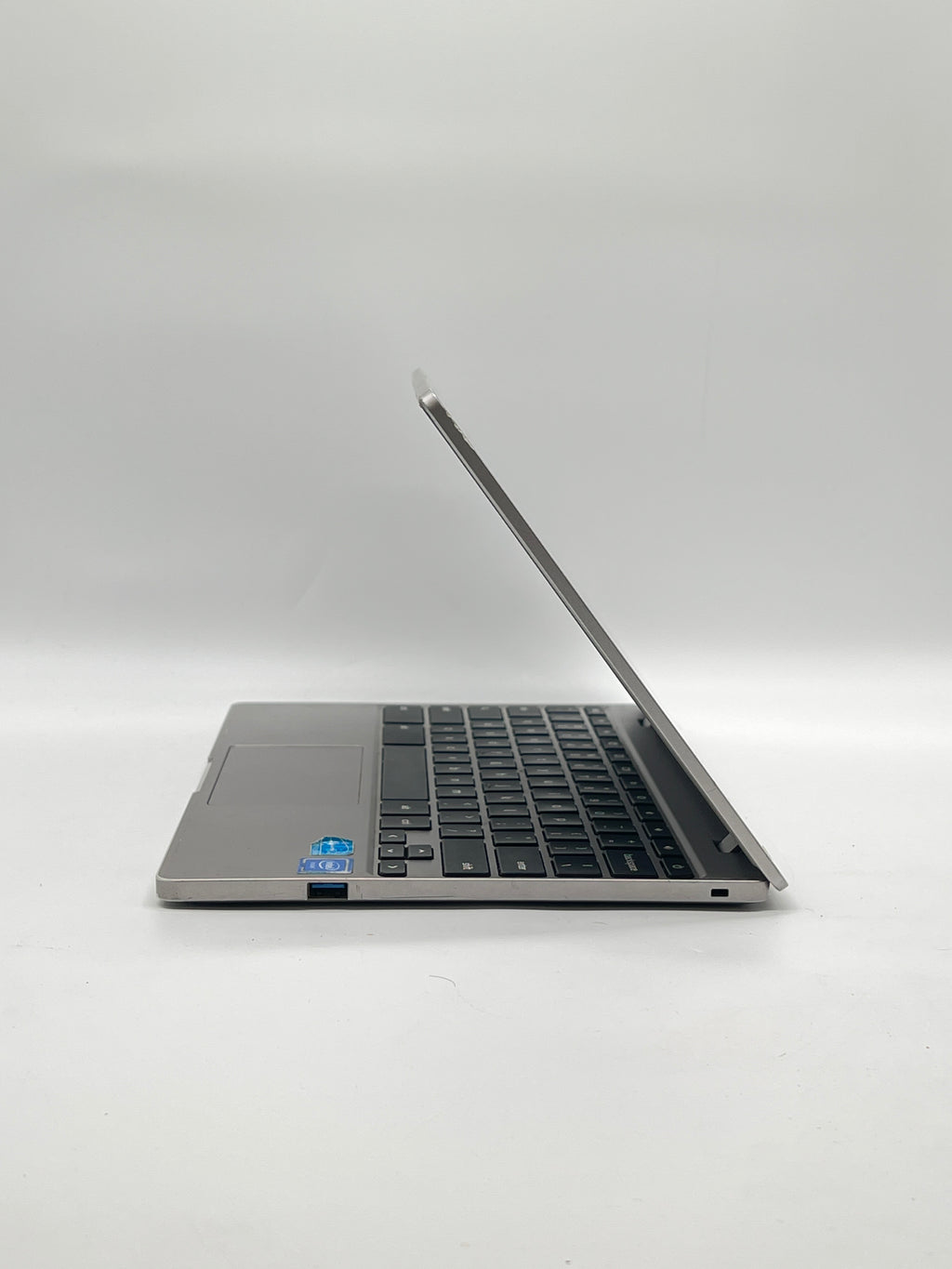 Samsung Chromebook XE350XBA Celeron 4GB RAM 32GB eMMC - For Parts