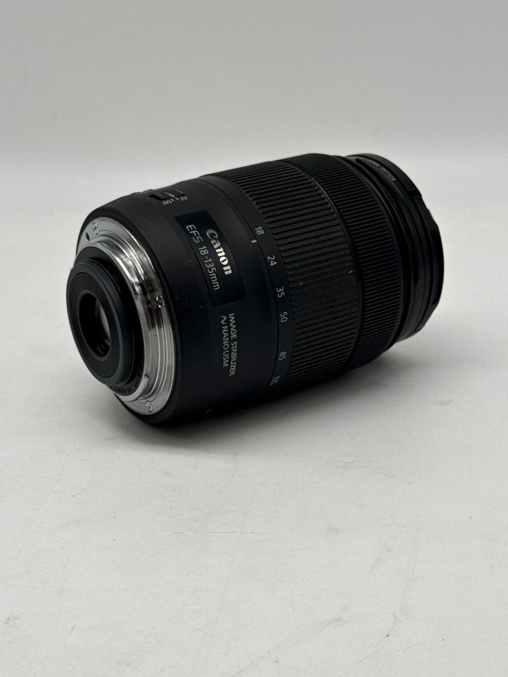 Canon EF-S 18-135mm f/3.5-5.6 IS USM Zoom Lens Black Used