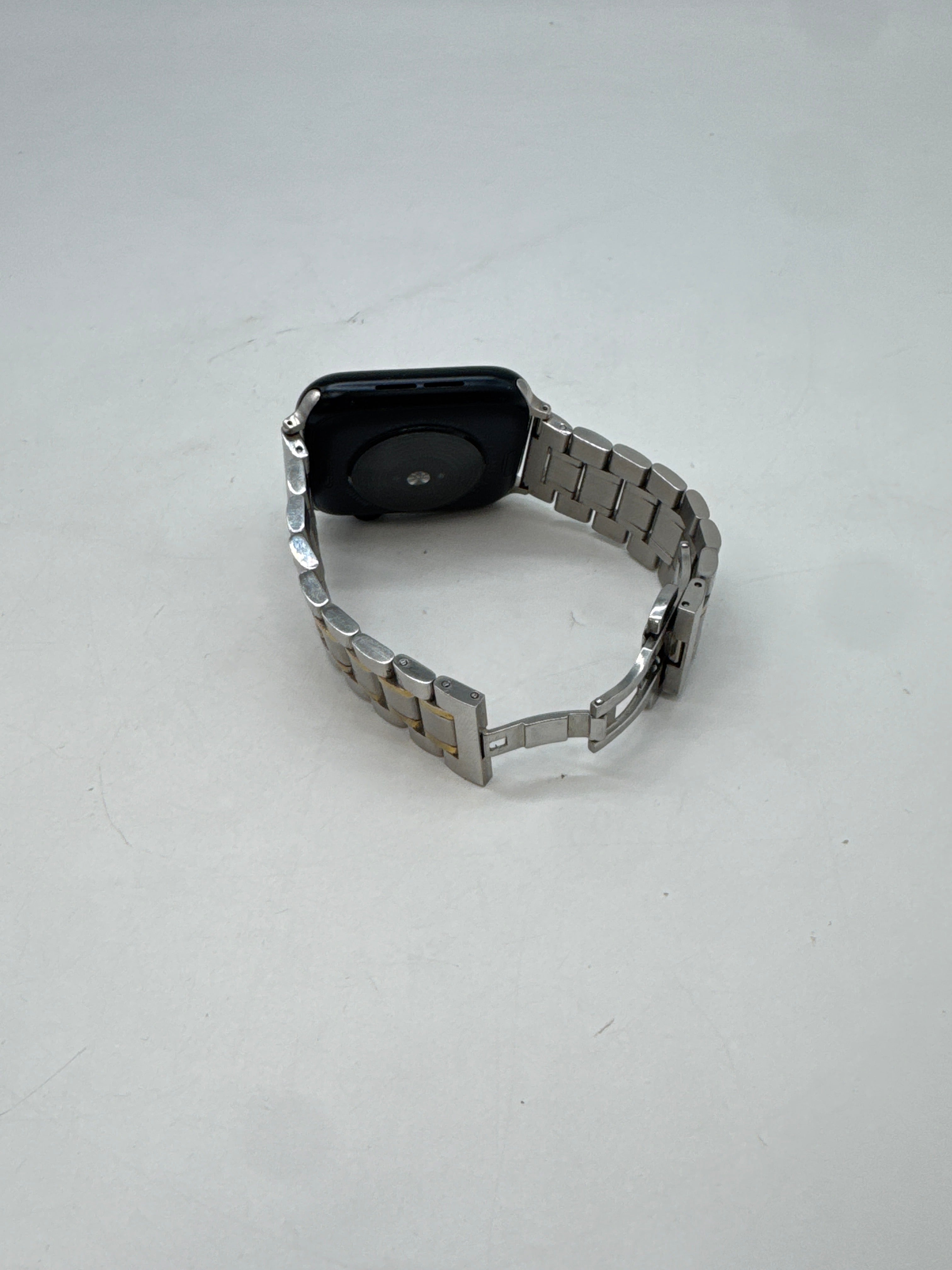 Apple Watch SE 2 GPS A2723 44mm Black Aluminum - Used