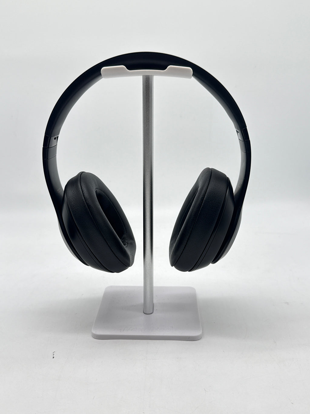Beats Studio3 Wireless Over-Ear Headphones Black - Used