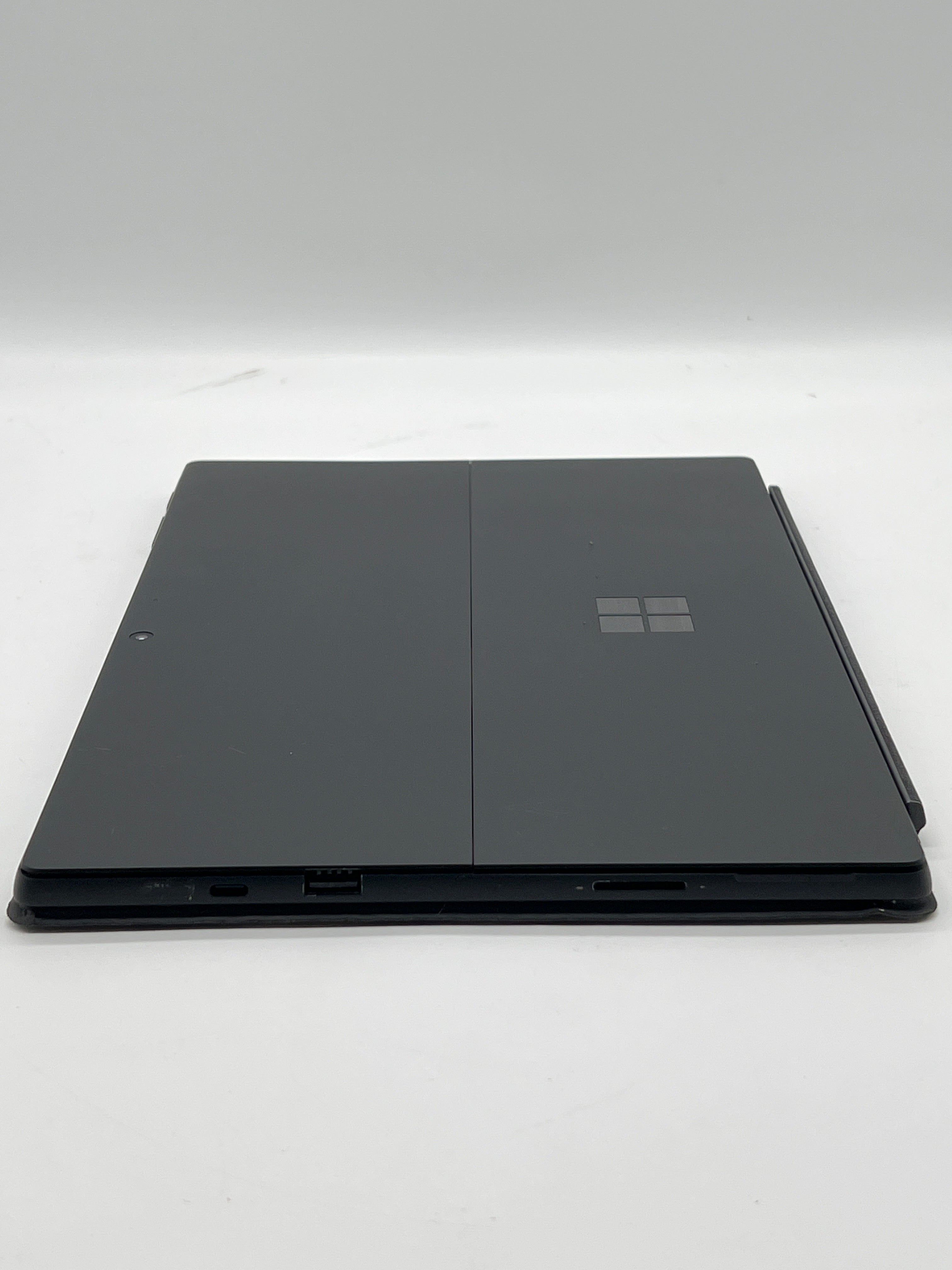 Microsoft Surface Pro 7 Model 1866 12.3 inch Intel Core i5 8gb RAM 256GB SSD - Black