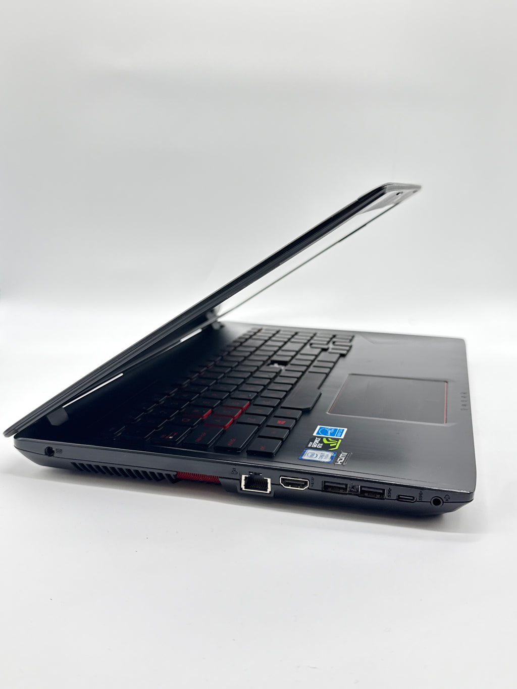 Asus FX53V i7-7700HQ 8GB RAM 256GB SSD Black Laptop Broken (Read)