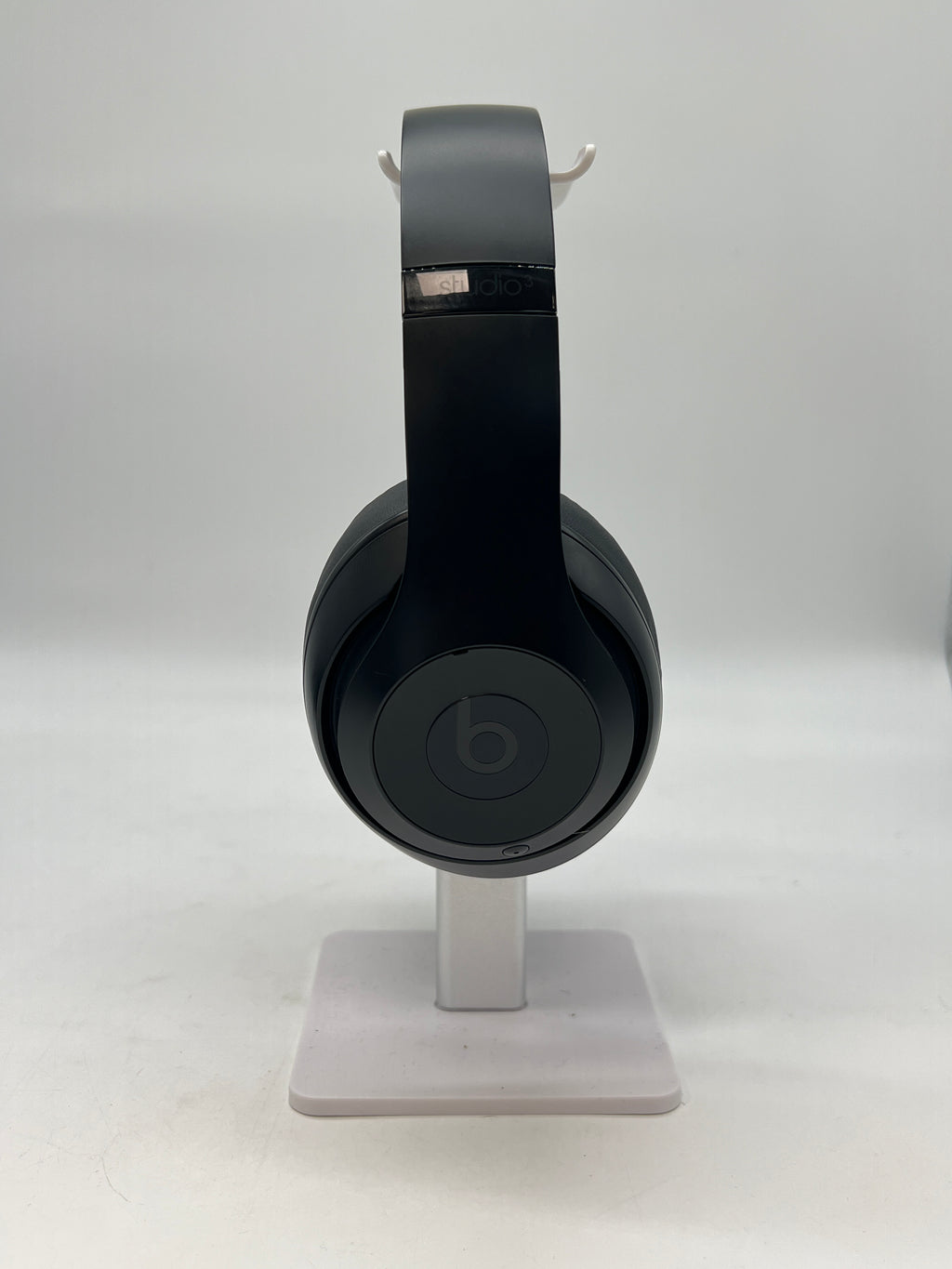 Beats by Dr. Dre Studio 3 Over-Ear Headphones with Case - Used
