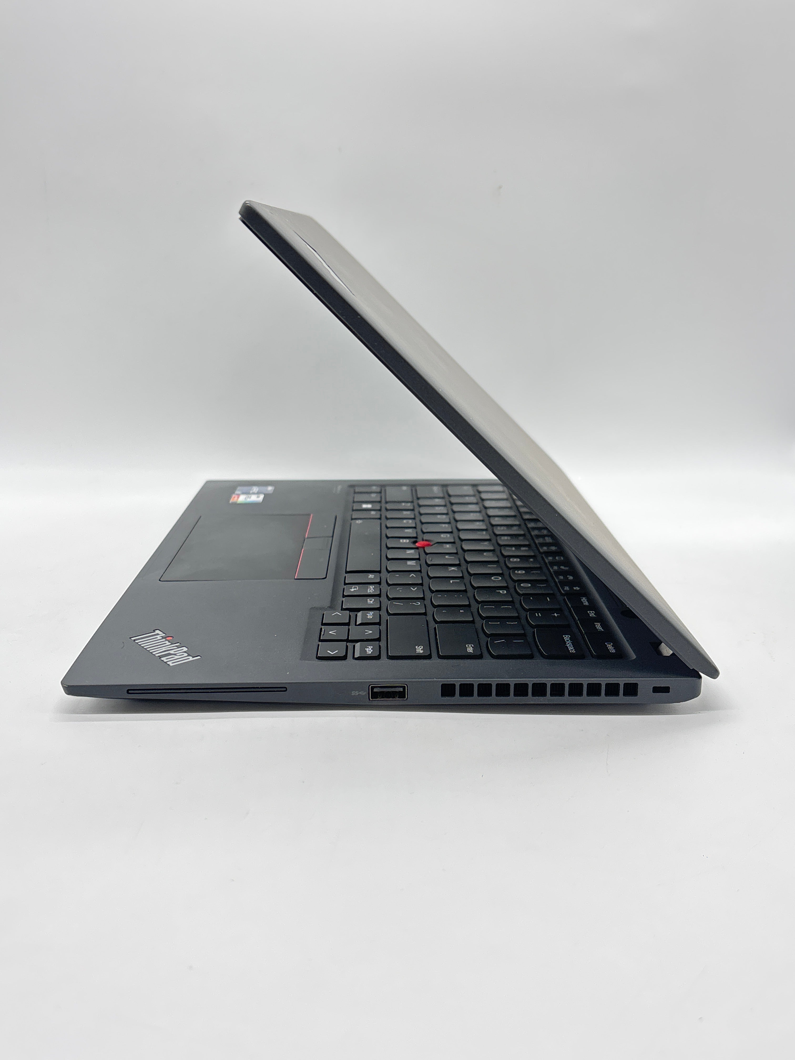 Lenovo ThinkPad T14s Gen 3 i7-1270P 16GB RAM 512GB SSD - For Parts (READ)