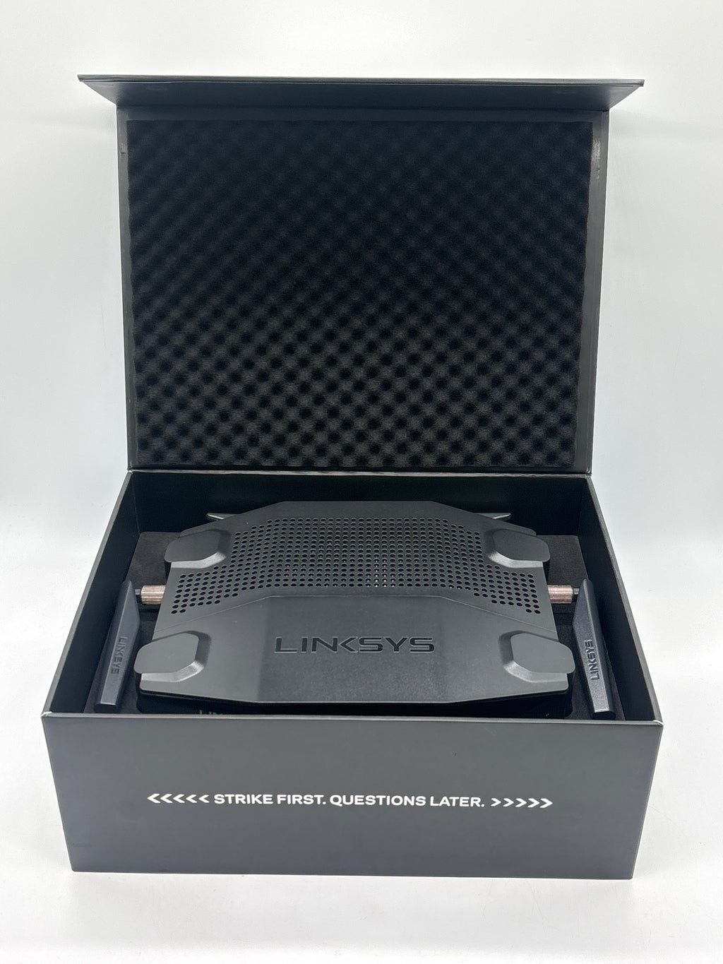 Linksys WRT32X AC3200 Dual-Band Router - Used With Box