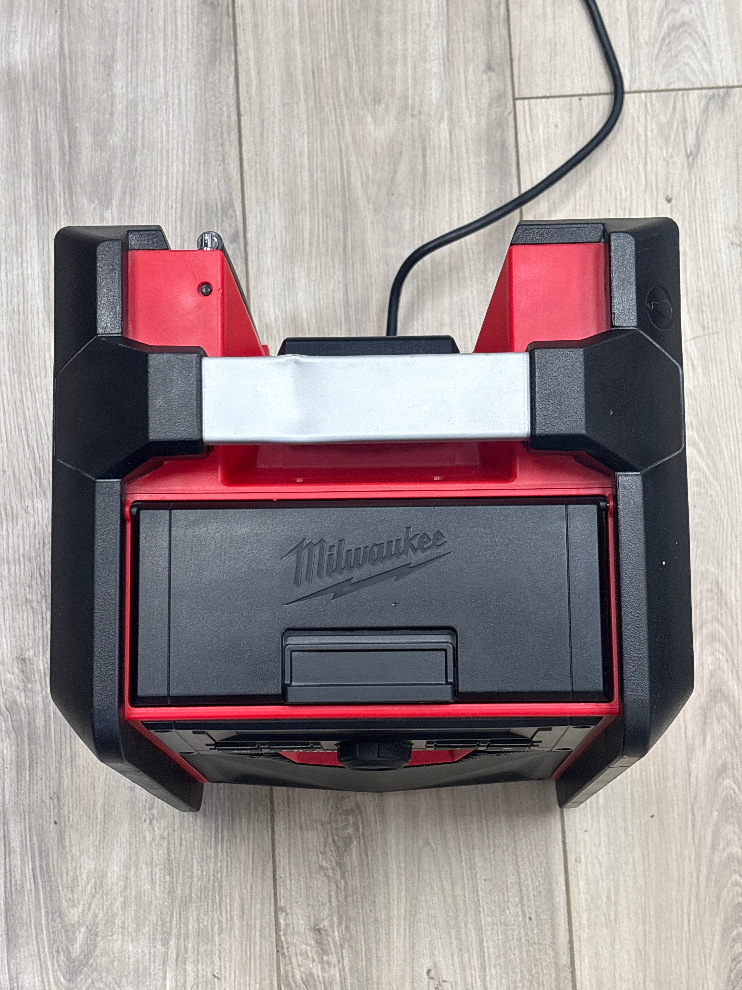 Milwaukee Electric Tool 2792-20 M18 Job Radio/Charger