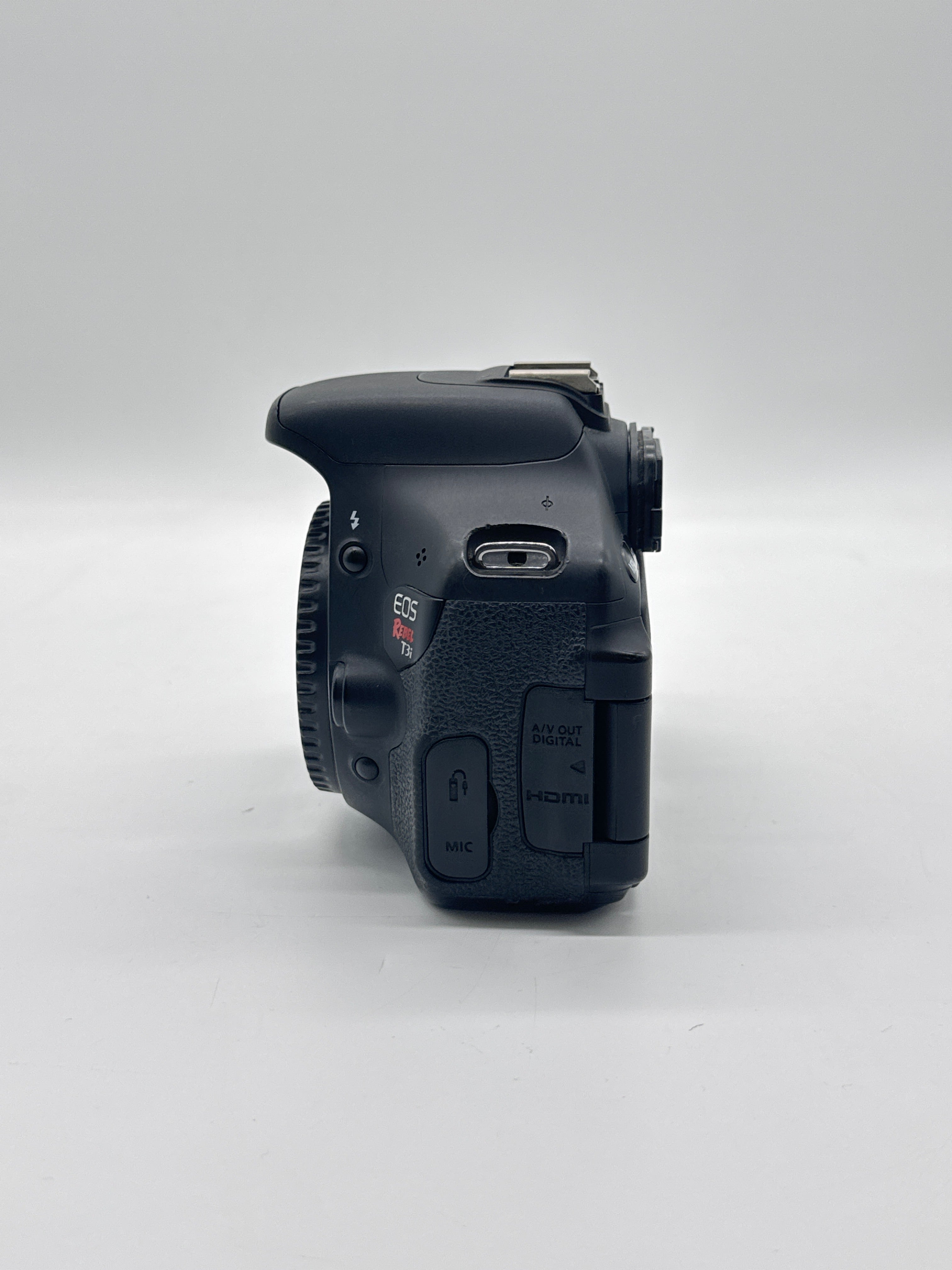 Canon EOS Rebel T3i DSLR Camera (Body Only) - Used