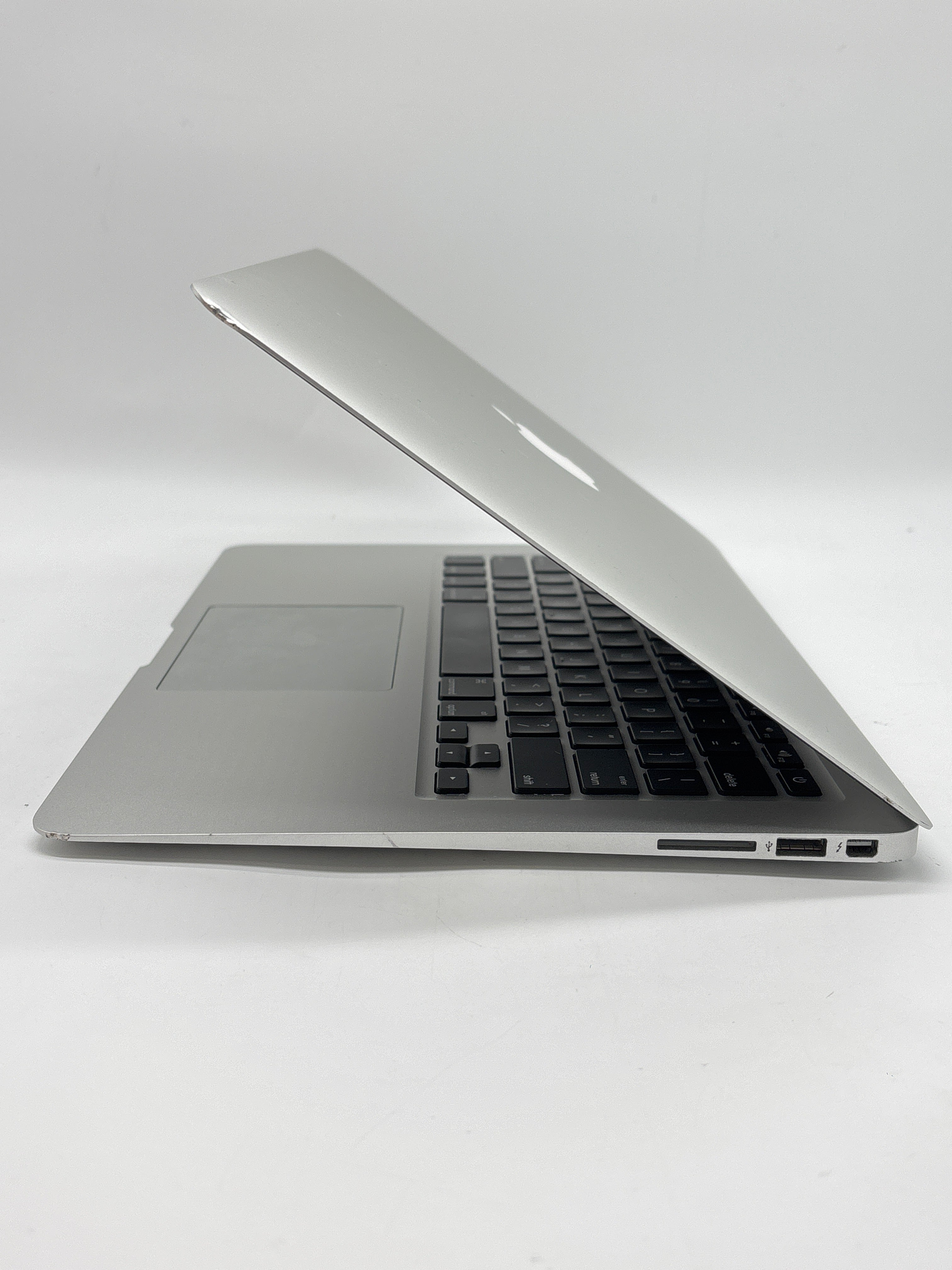 Apple MacBook Air 13" A1466 2015 i7 8GB ram 256GB SSD - For Parts (Read)