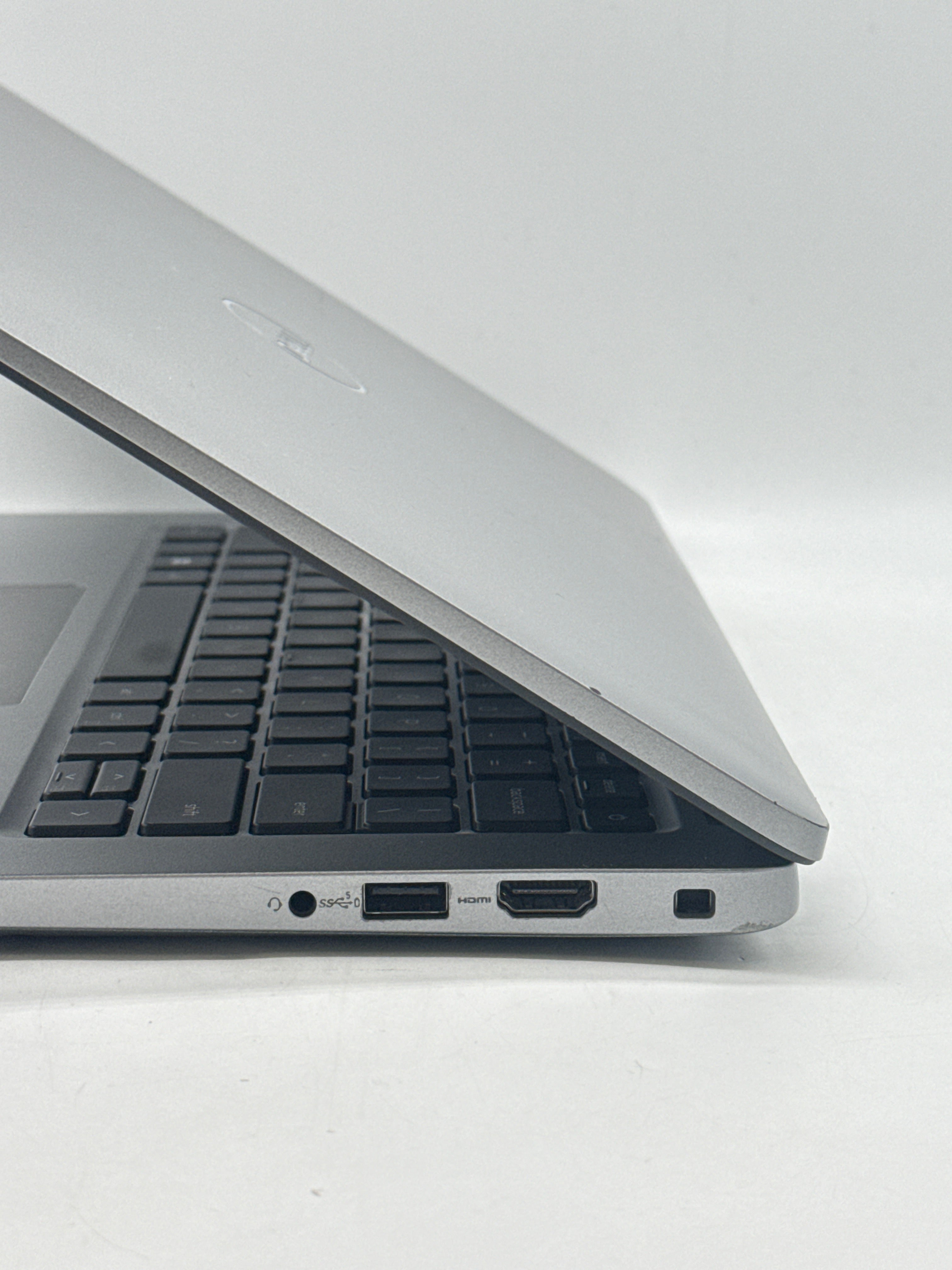 Dell Latitude 5440 i5-1335U 16GB RAM 256GB SSD - Used