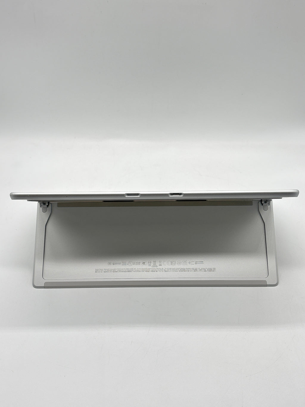 Microsoft Surface Pro 9 2038 i5-1245U 16GB RAM 256GB SSD