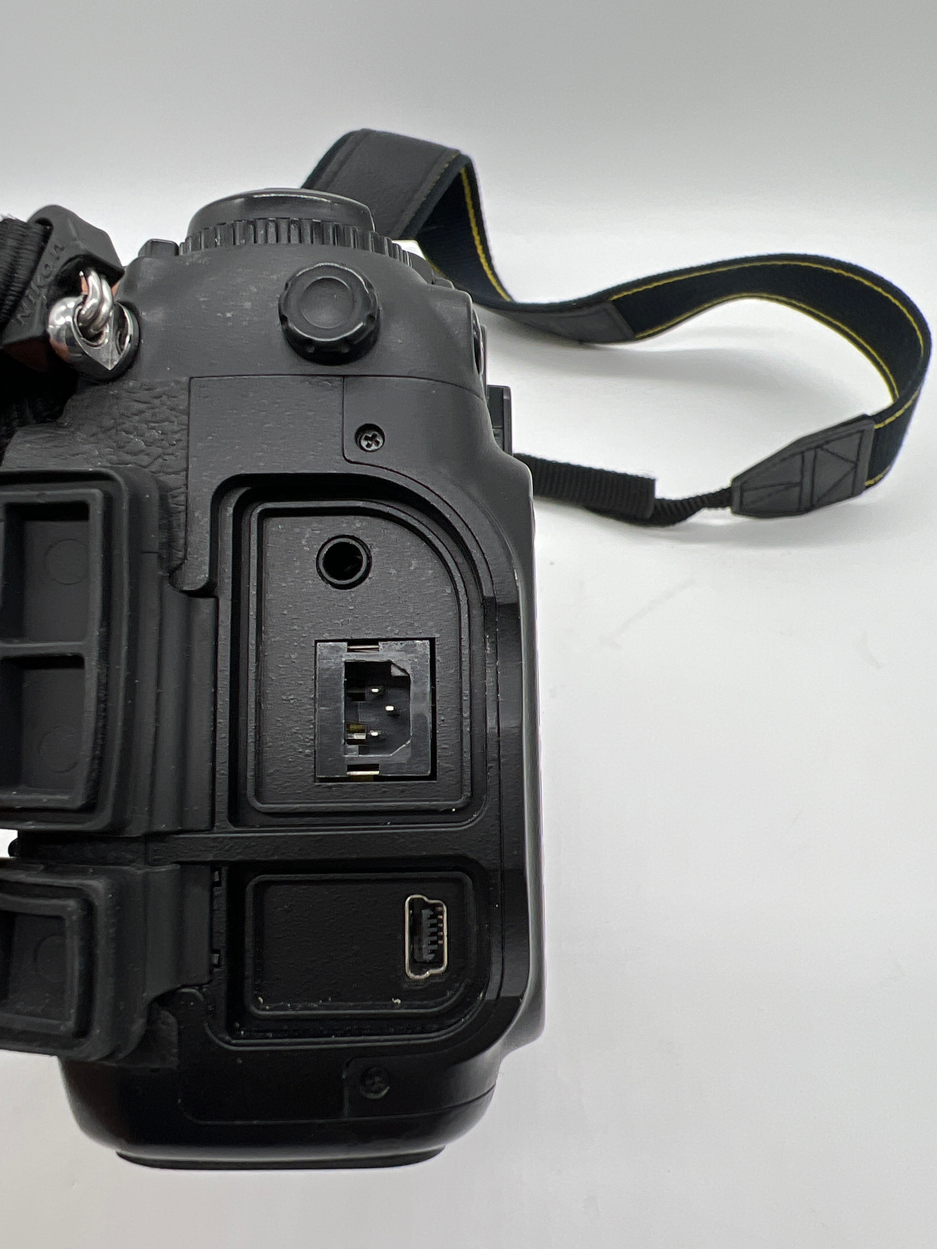 Nikon D200 Digital Camera Body (Shutter Count 64,217)