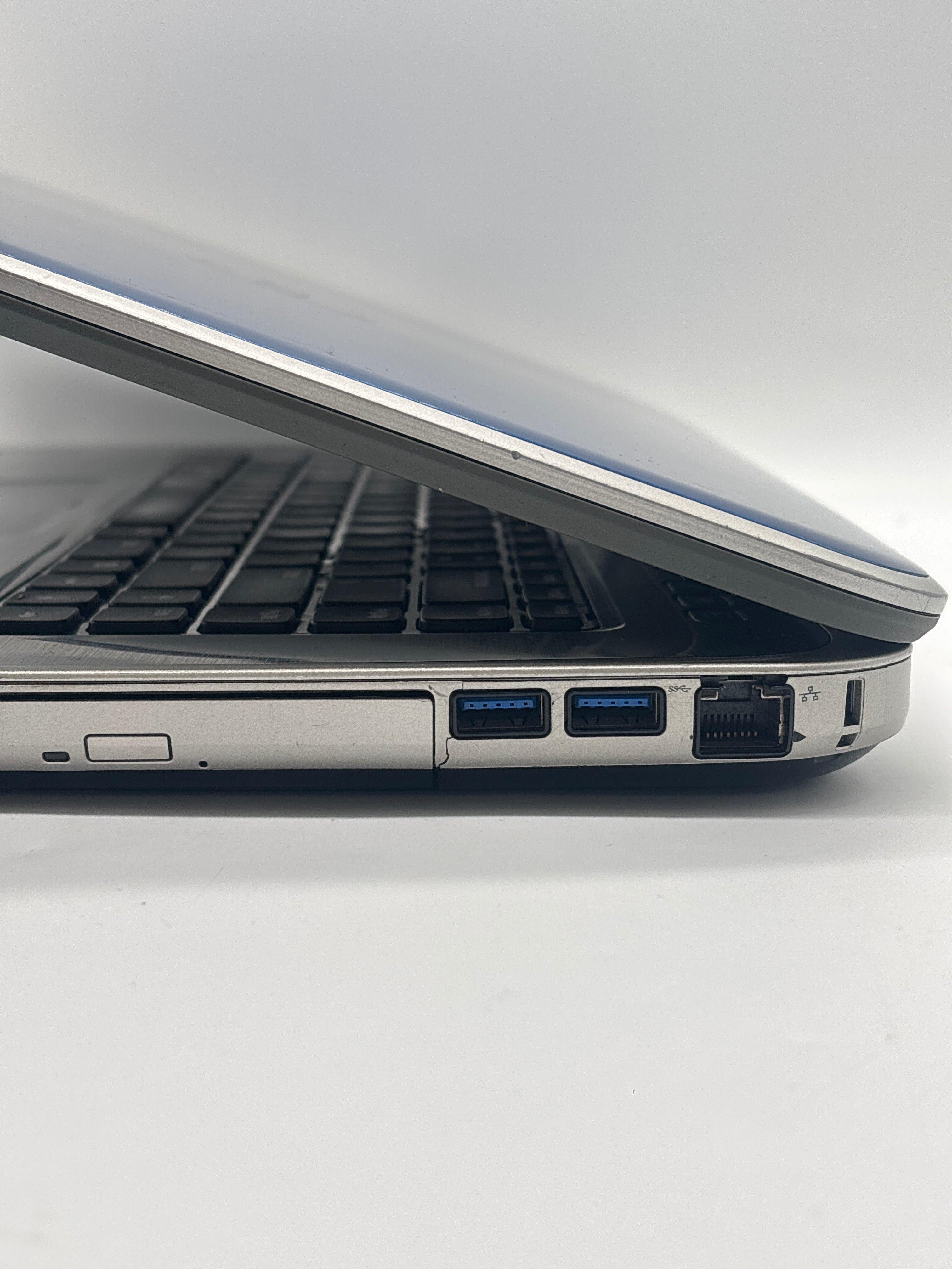 Dell Inspiron 5520 i5-3210m 8GB RAM 1TB HDD - For Parts (Read DESC)