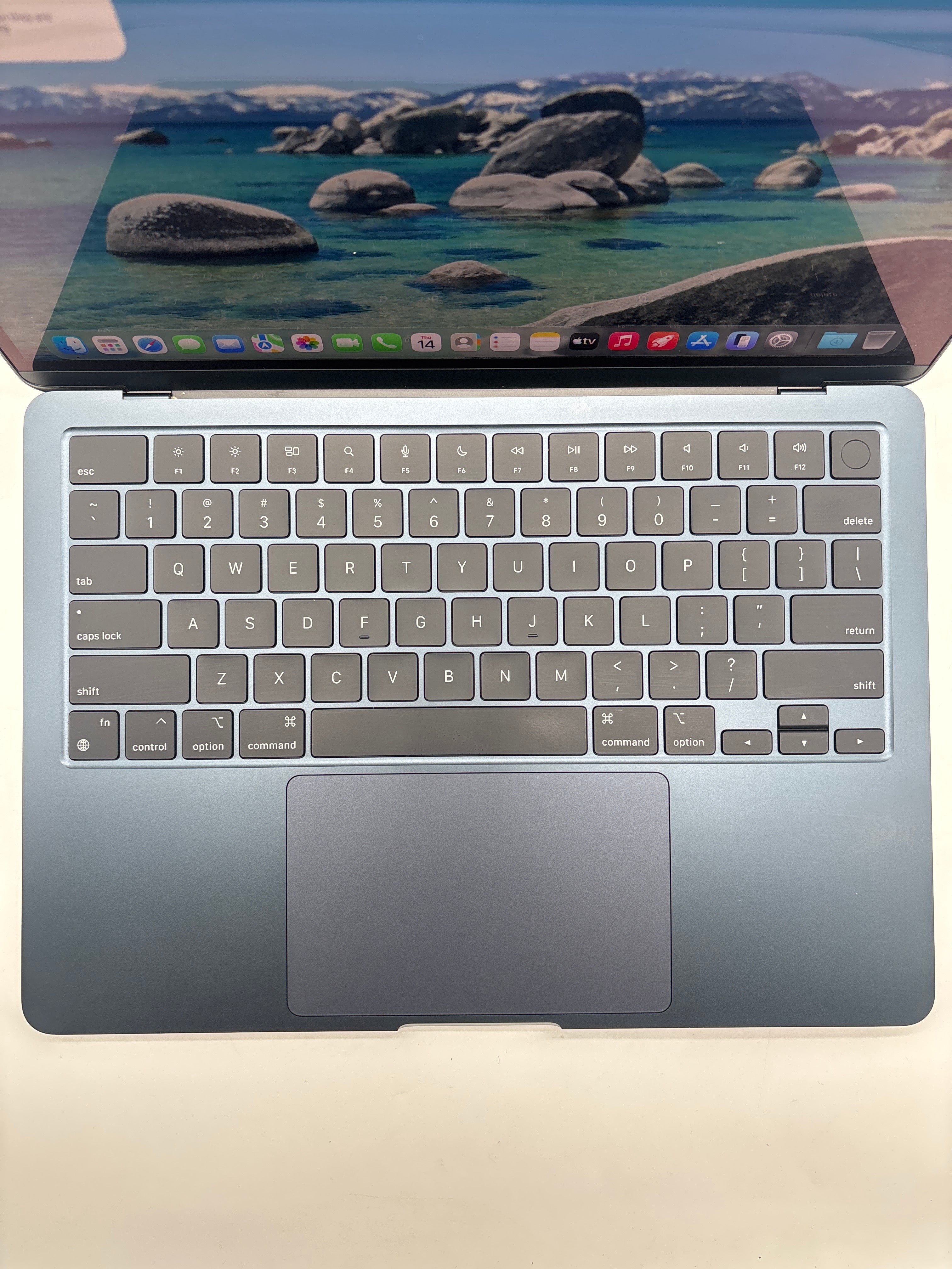 Apple MacBook Air 13" A2681 M2 16GB RAM 256GB SSD