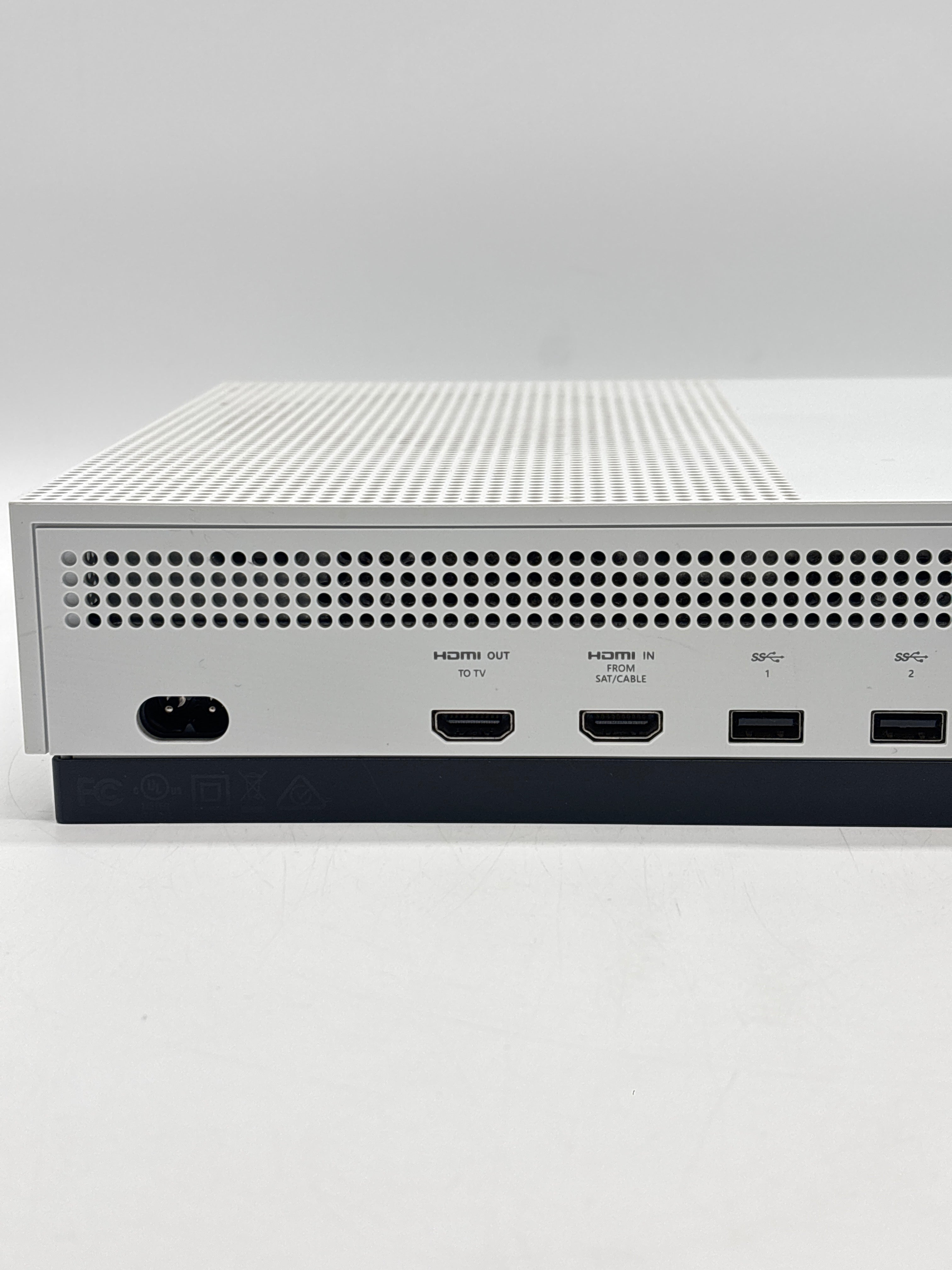 Microsoft Xbox One S All-Digital Edition 1681 500GB Console White