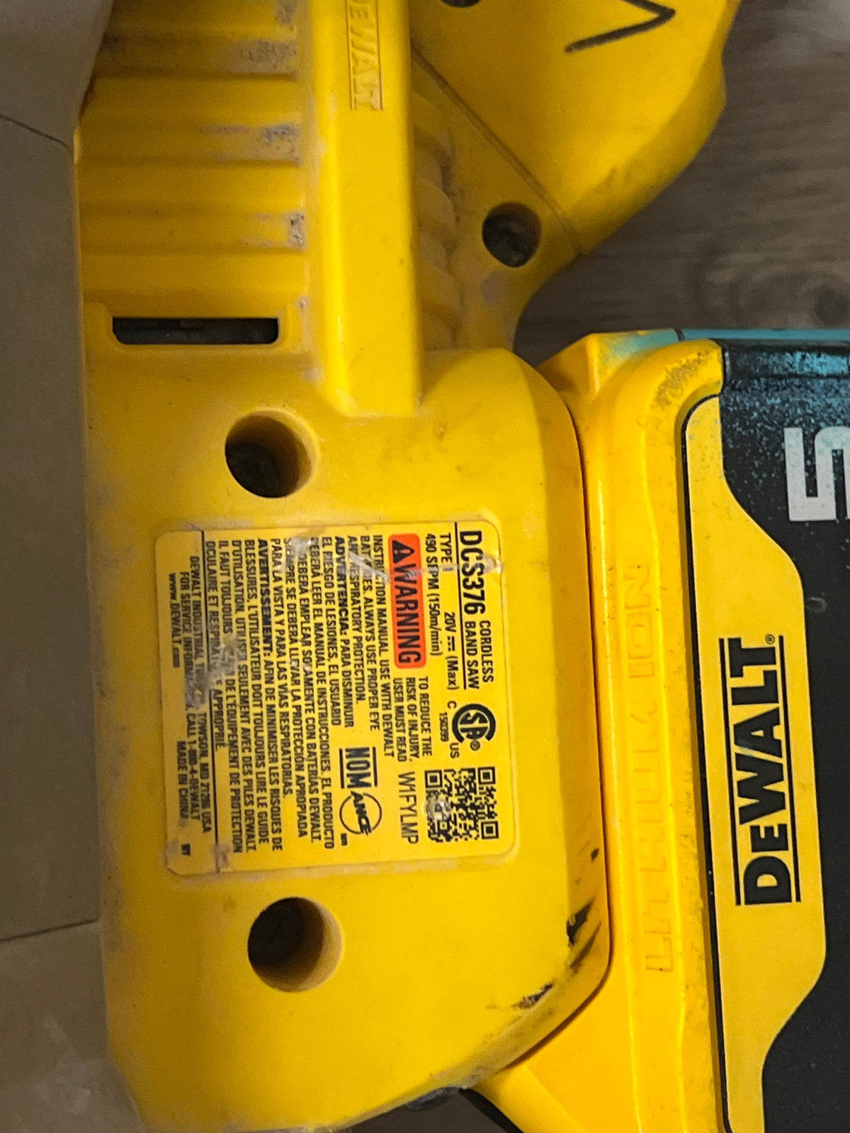 DeWalt DCS376B 20V MAX 5" Band Saw - Used