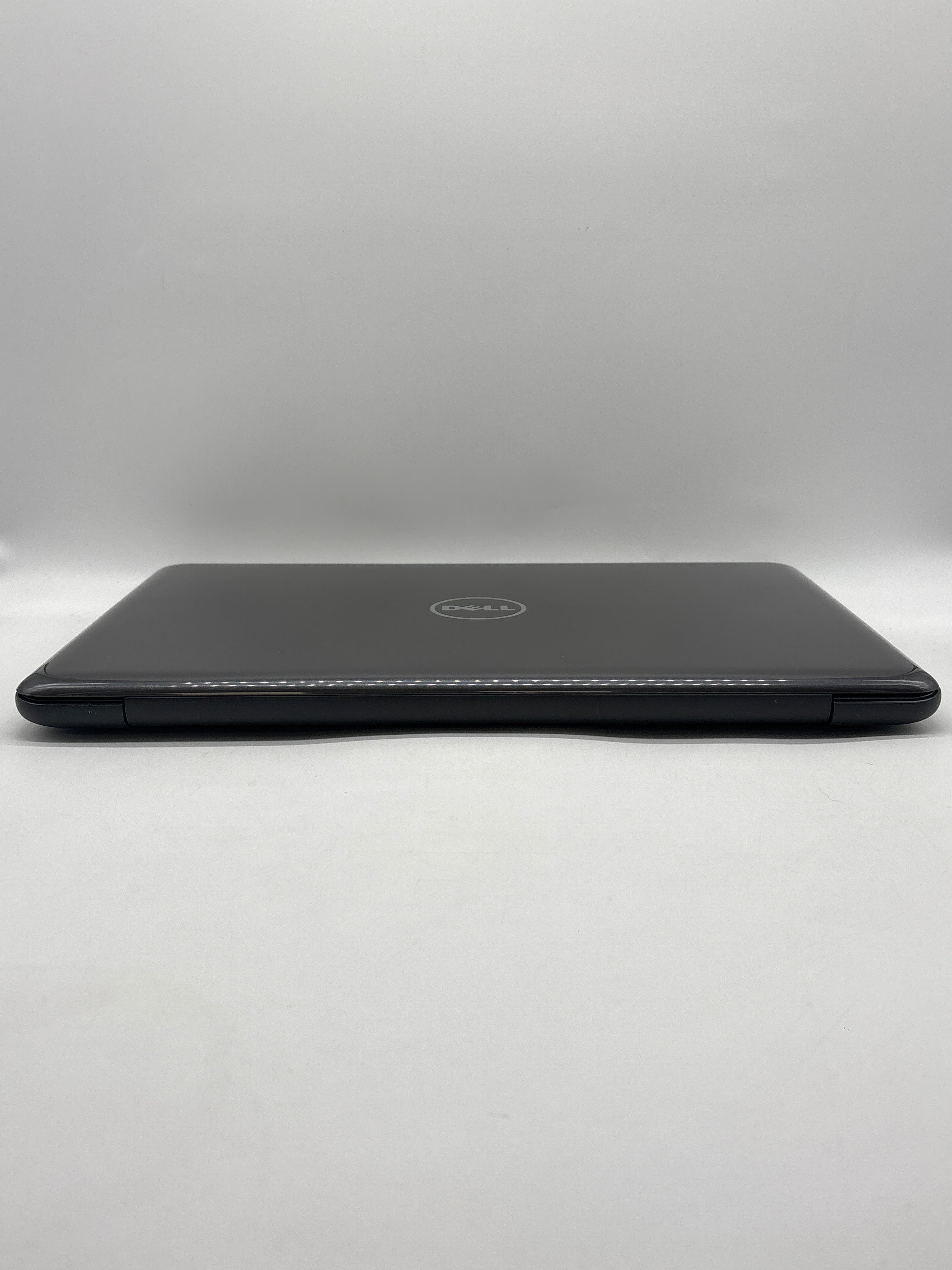 Dell Inspiron 15 5567 i5-7200U 12GB RAM 1TB HDD - Bad HDD