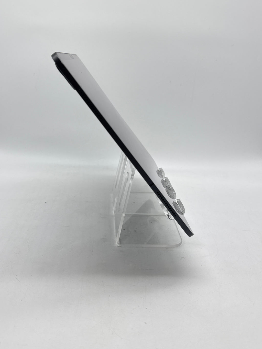 Verizon Apple iPad Pro 13" M4 A2926 256GB Wi-Fi + Cell - Used