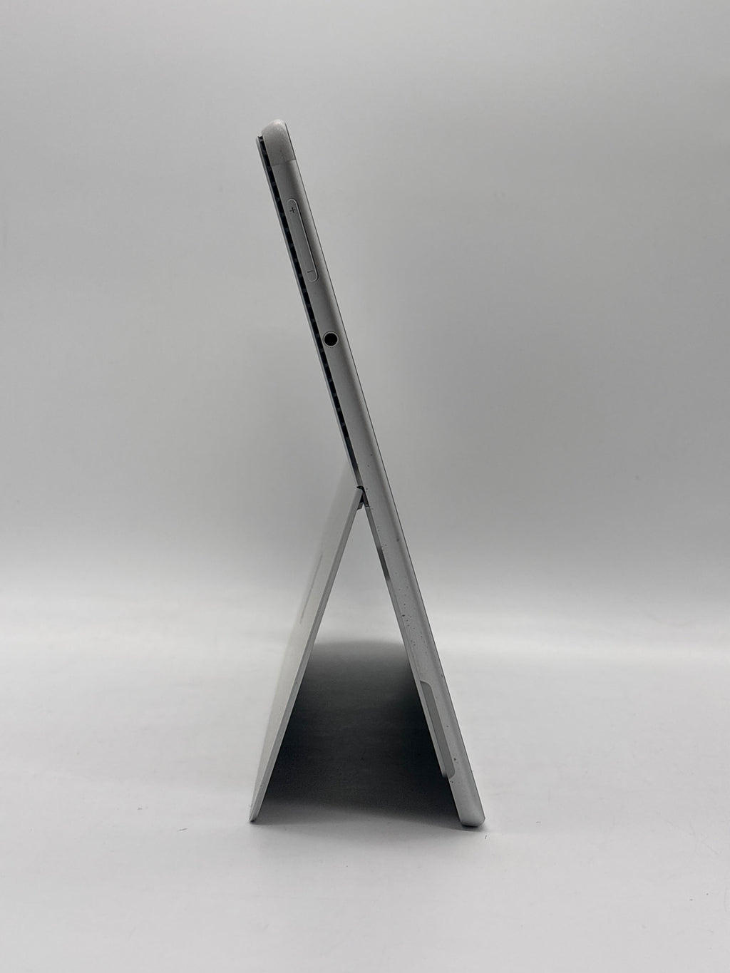 Microsoft Surface Pro 8 1982 i5-1145G7 16GB RAM 256GB