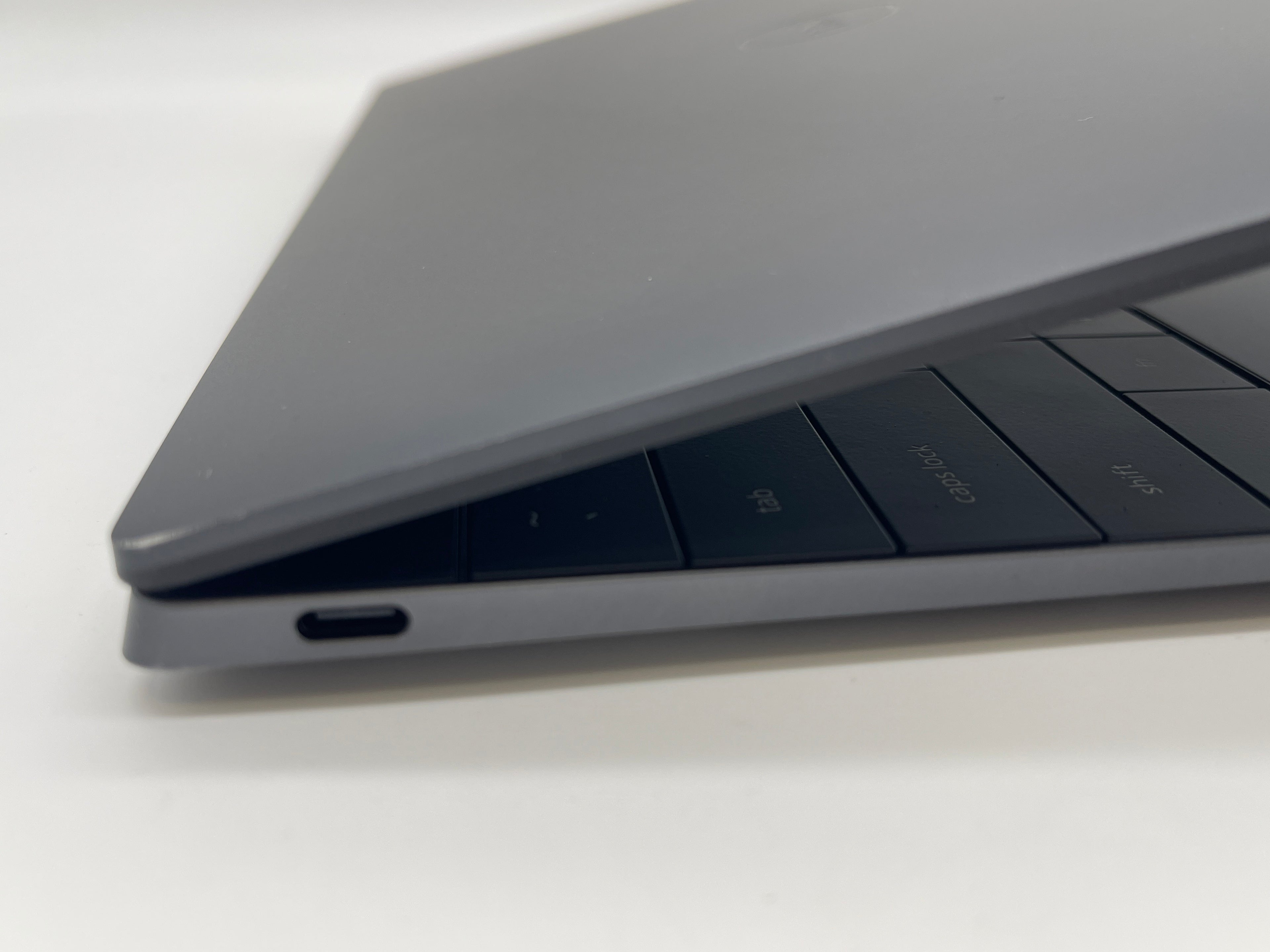 Dell XPS 13 9320 13.4in Intel i7-1360P 16GB RAM 512GB SSD Black Used