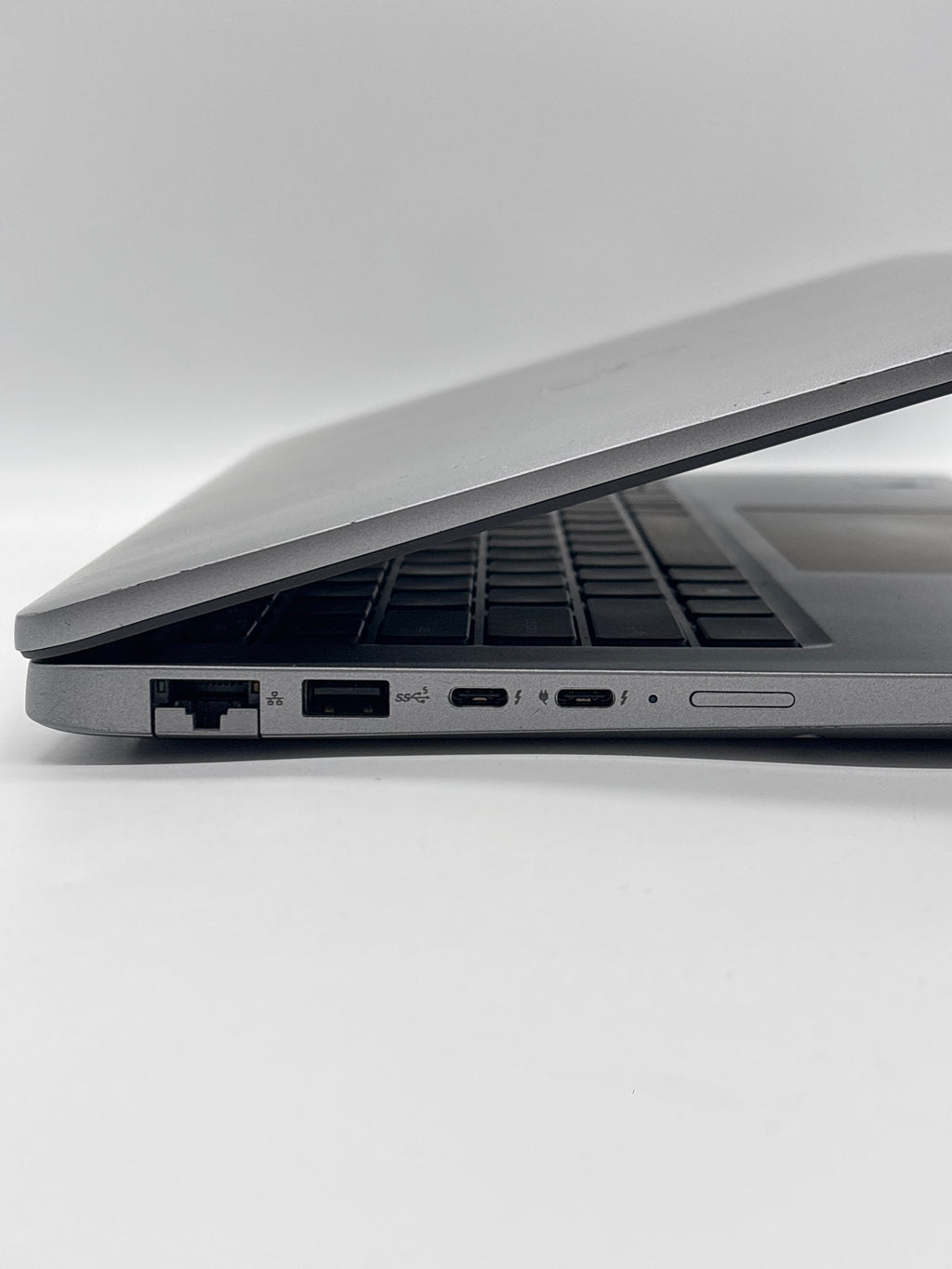 Dell Latitude 5440 i5-1335U 16GB RAM 256GB SSD - Warranty (April 2027)