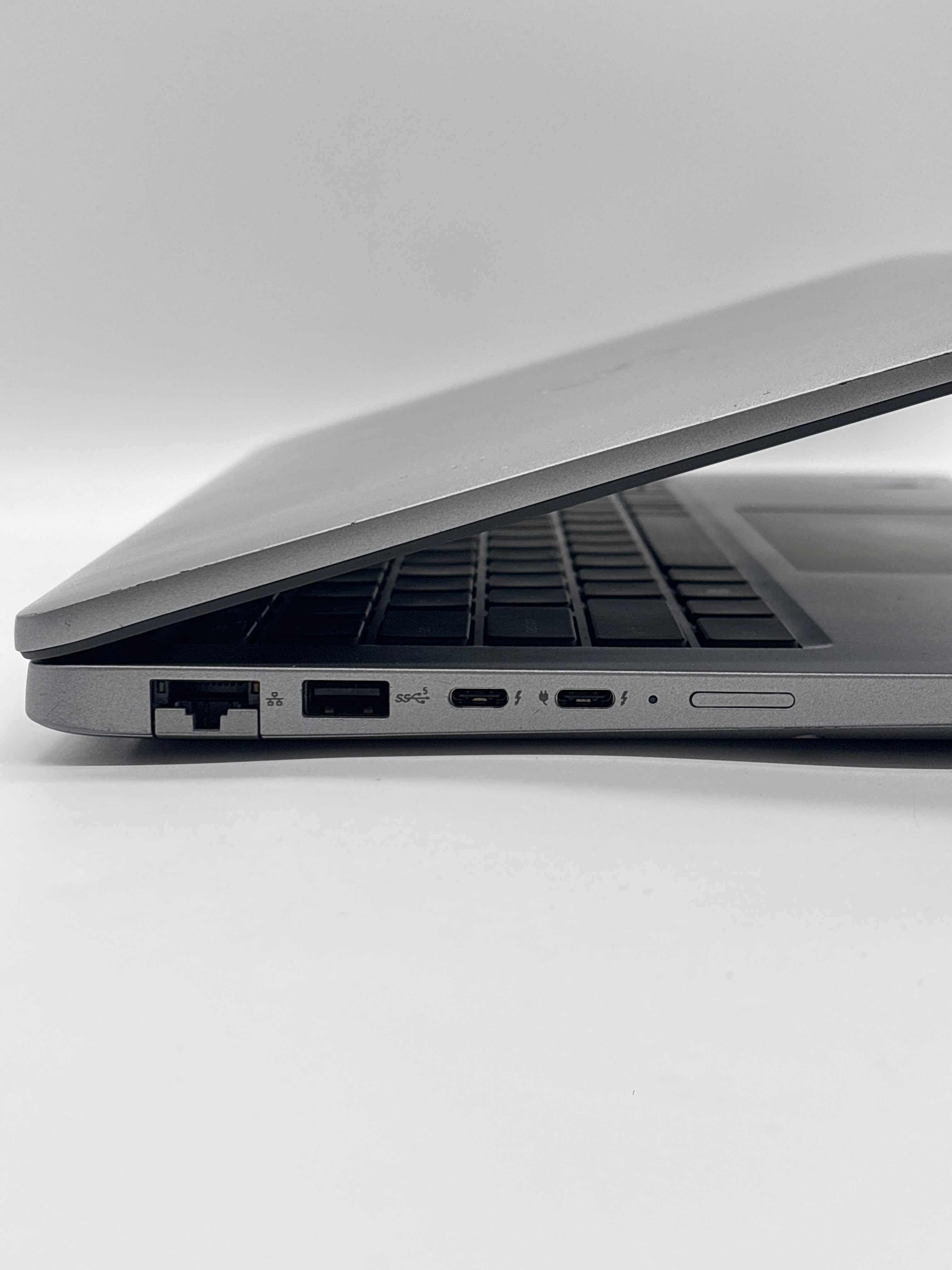 Dell Latitude 5440 i5-1335U 16GB RAM 256GB SSD - Warranty (April 2027)
