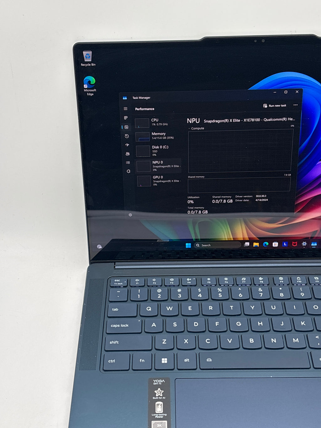 Lenovo Yoga Slim 7 14Q8X9 Touch Snapdragon X Elite 16GB RAM 512GB SSD