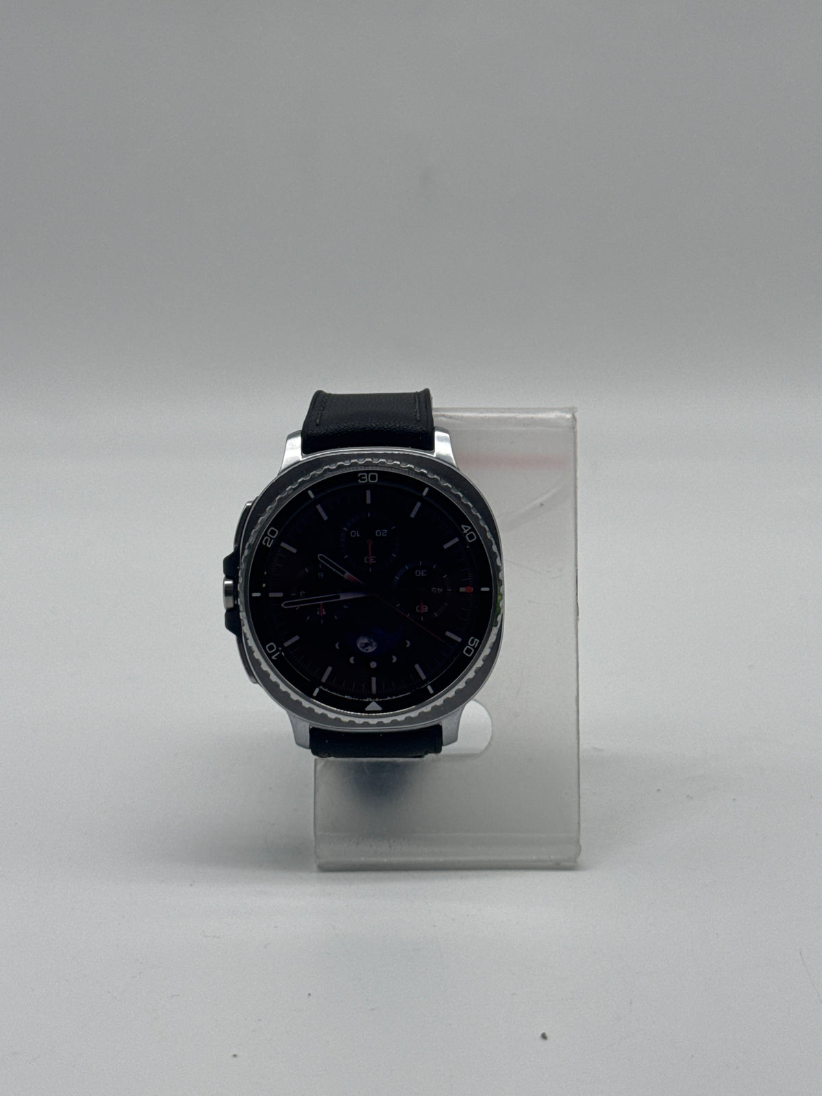 Samsung Galaxy Watch8 Classic 46mm SM-L505U 4G LTE GPS Black Unlocked - Used