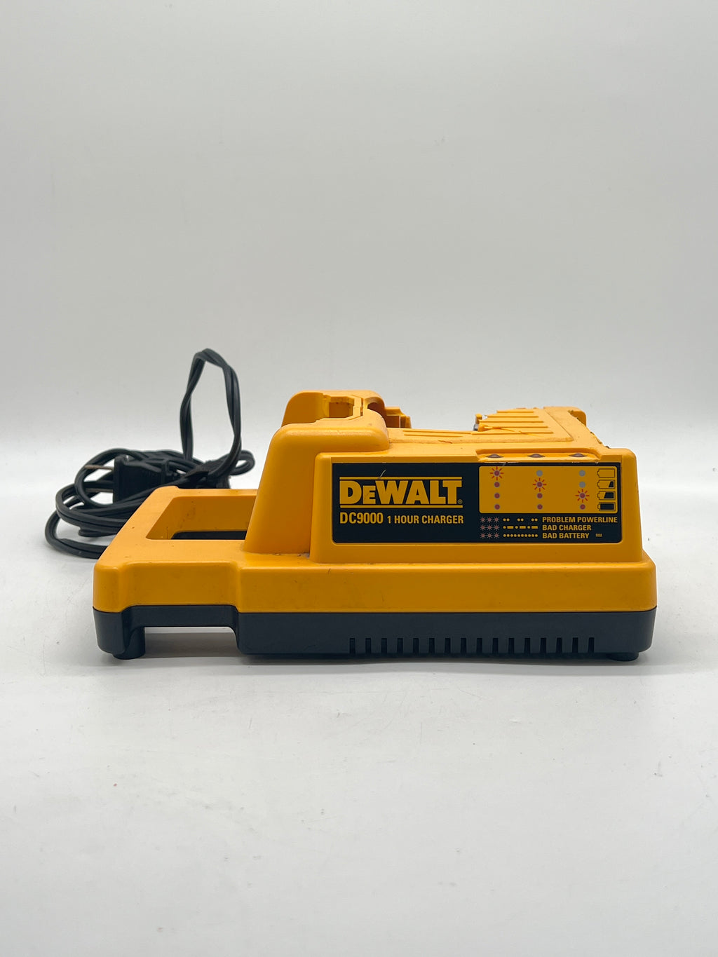 Dewalt DC9360 36V Battery  & DC9000 28V-36V Battery Charger - For Parts (Read DESC)
