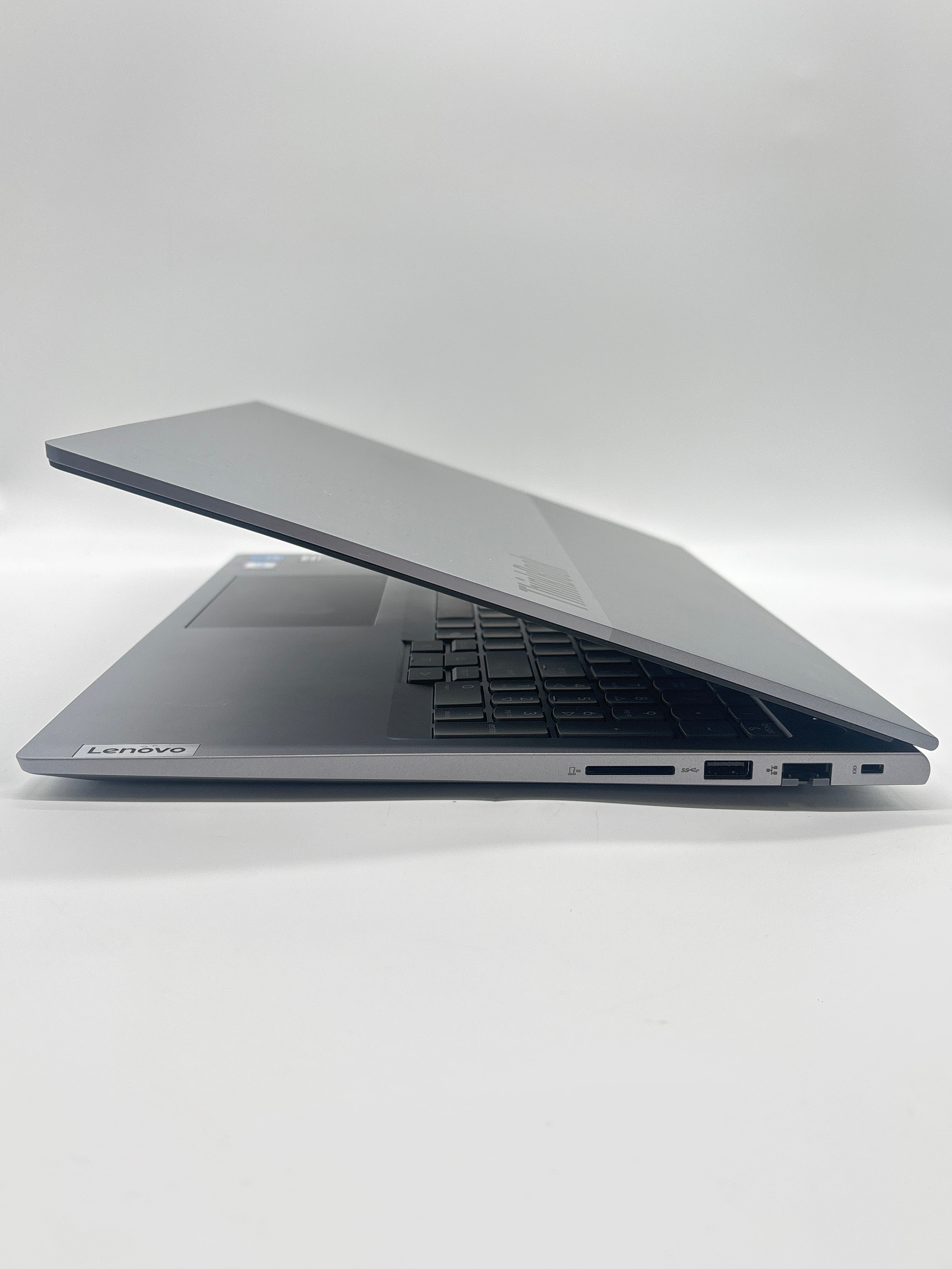 Lenovo Thinkbook 16 G8 IRL Core 5 210H 16GB 512GB - For Parts (Shift Key Loose)