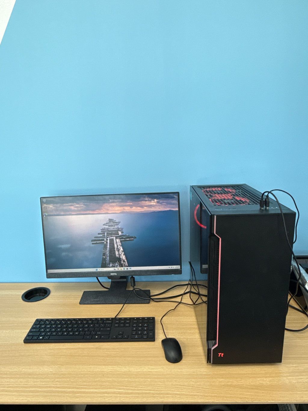 Custom PC Ryzen 5 2600 8GB RAM 512GB SSD GTX 1650 Super