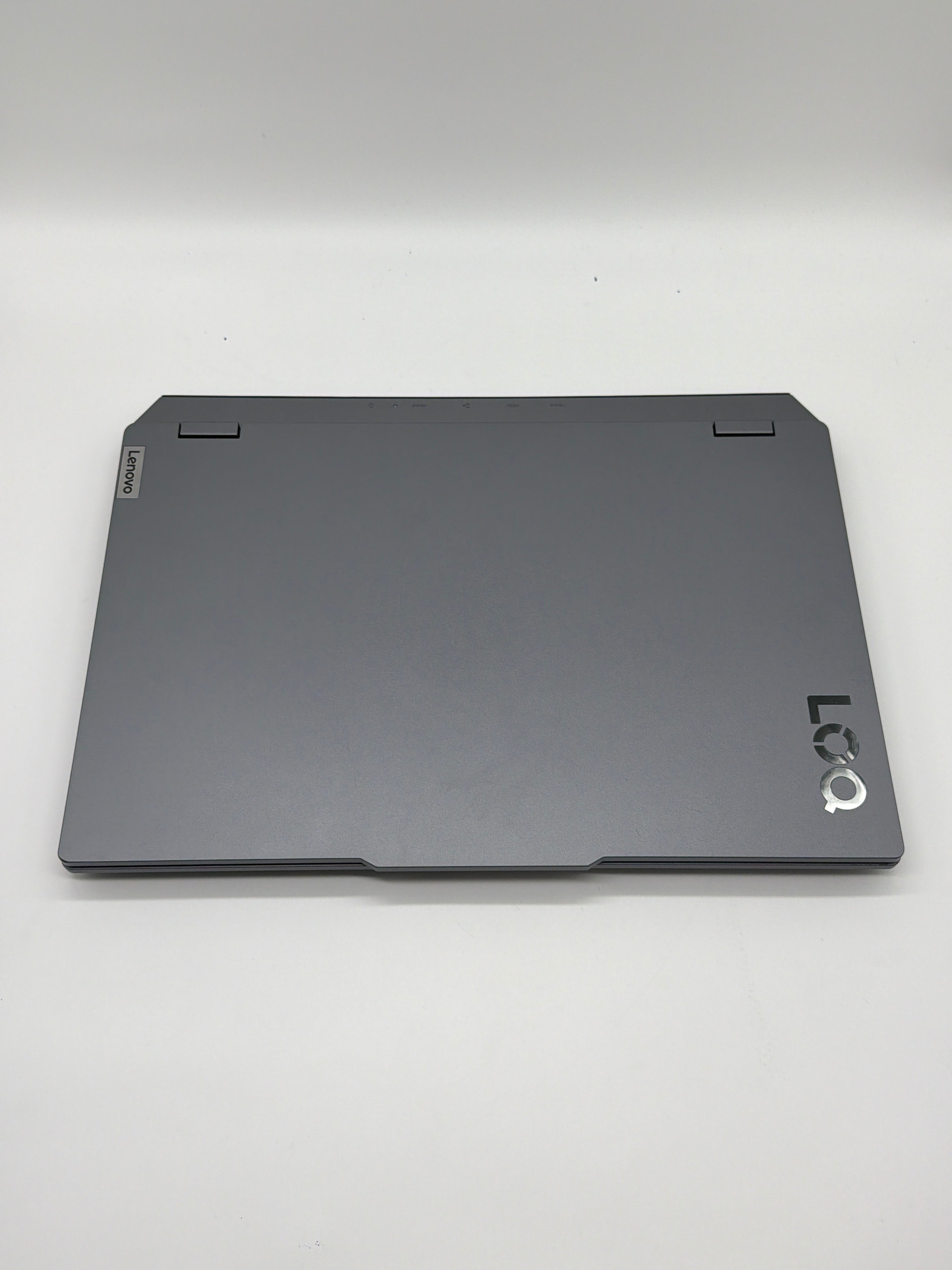 Lenovo LOQ 15ARP9 15.6" Ryzen 5 12GB RAM 512GB SSD RTX 4050 Gray