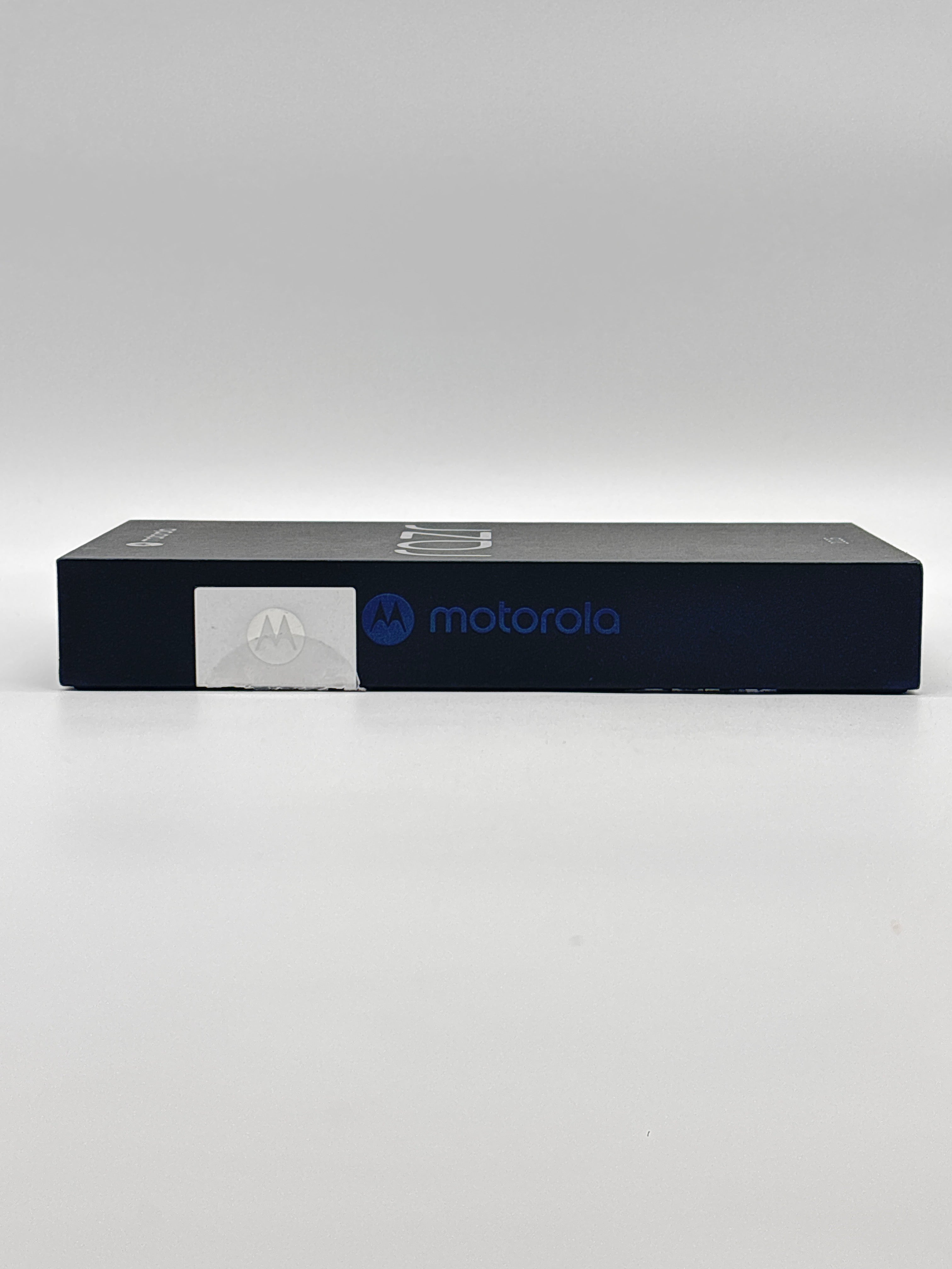 Motorola Razr 2025 256 GB w/ Box - For Parts (Visible by Verizon Compatible)