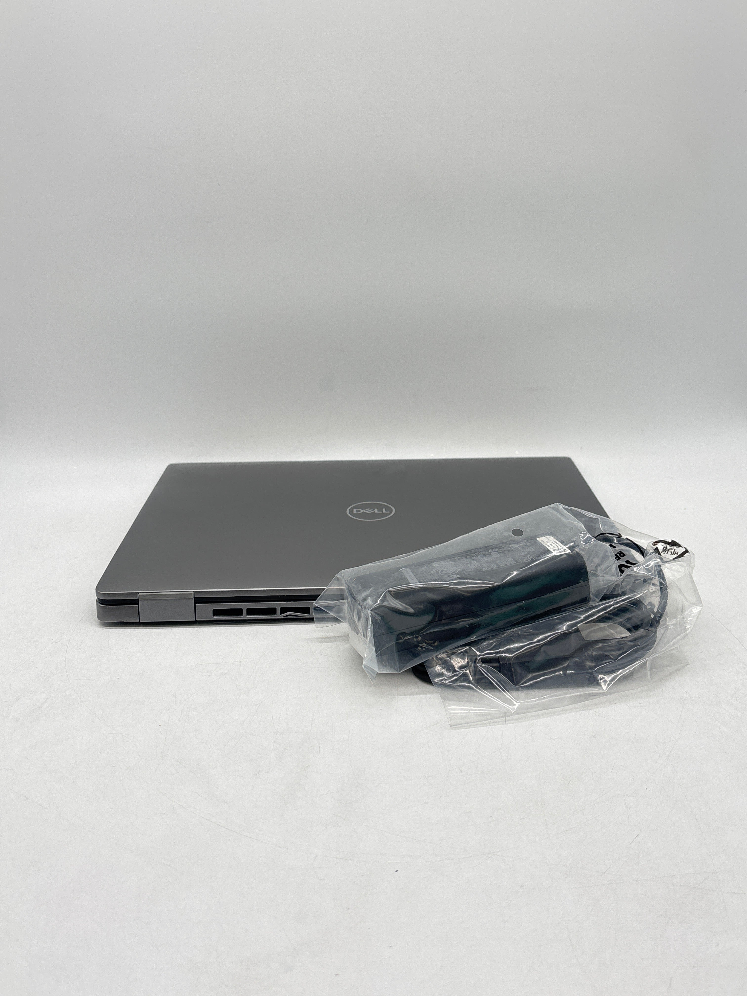 Dell Latitude 7340 14 inch i5-1345U 16GB RAM 512GB SSD Silver Used