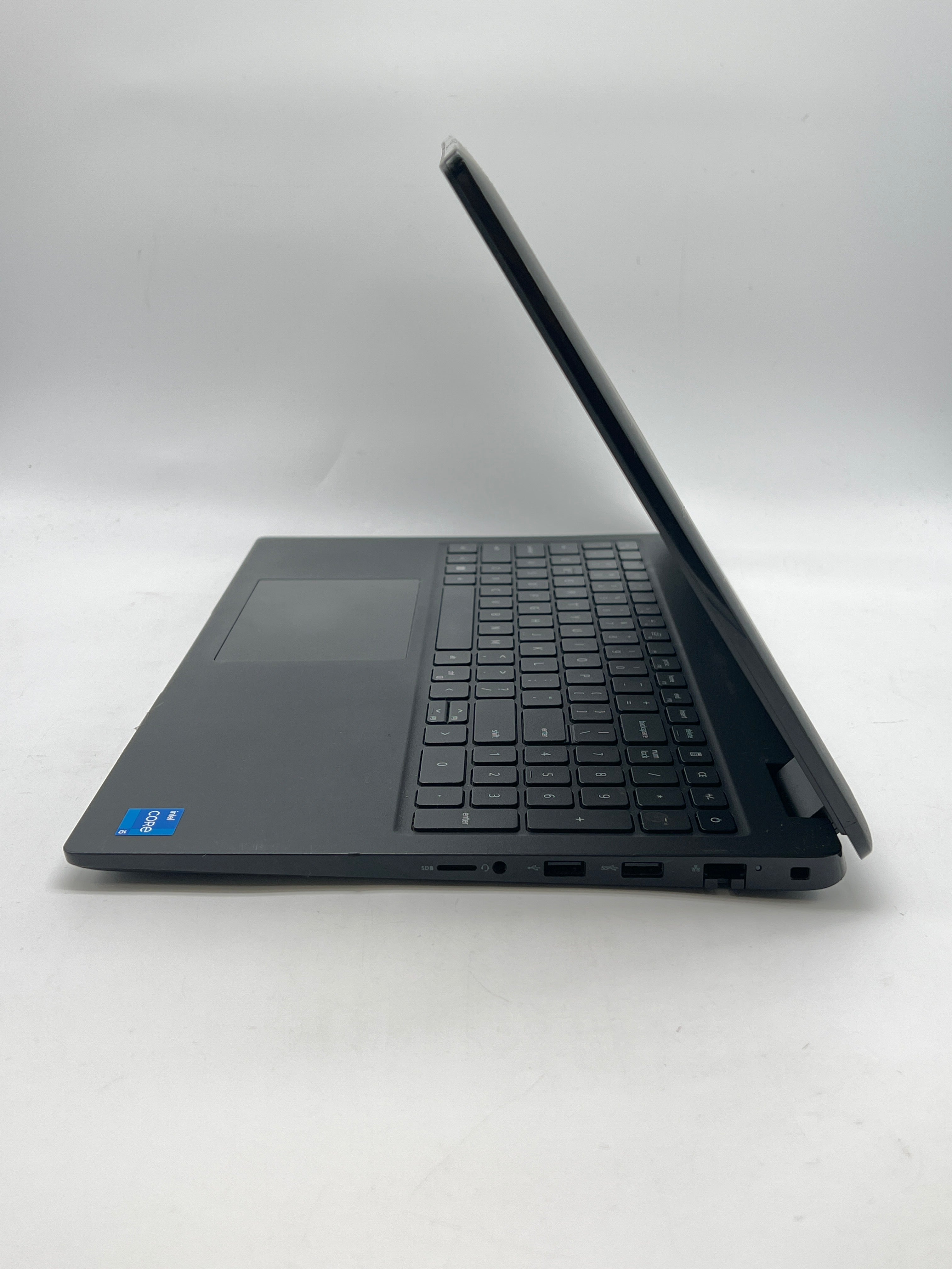 Dell Latitude 3520 i5-1135G7 8GB RAM 256GB SSD - For Parts (Read)