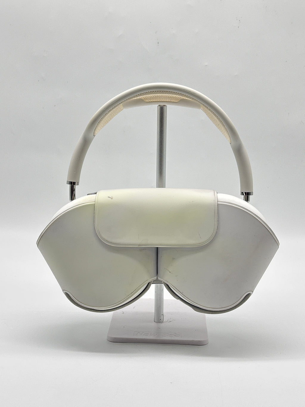 Apple AirPods Max A2096 Over-Ear Headphones Active Noise Cancelling - Used