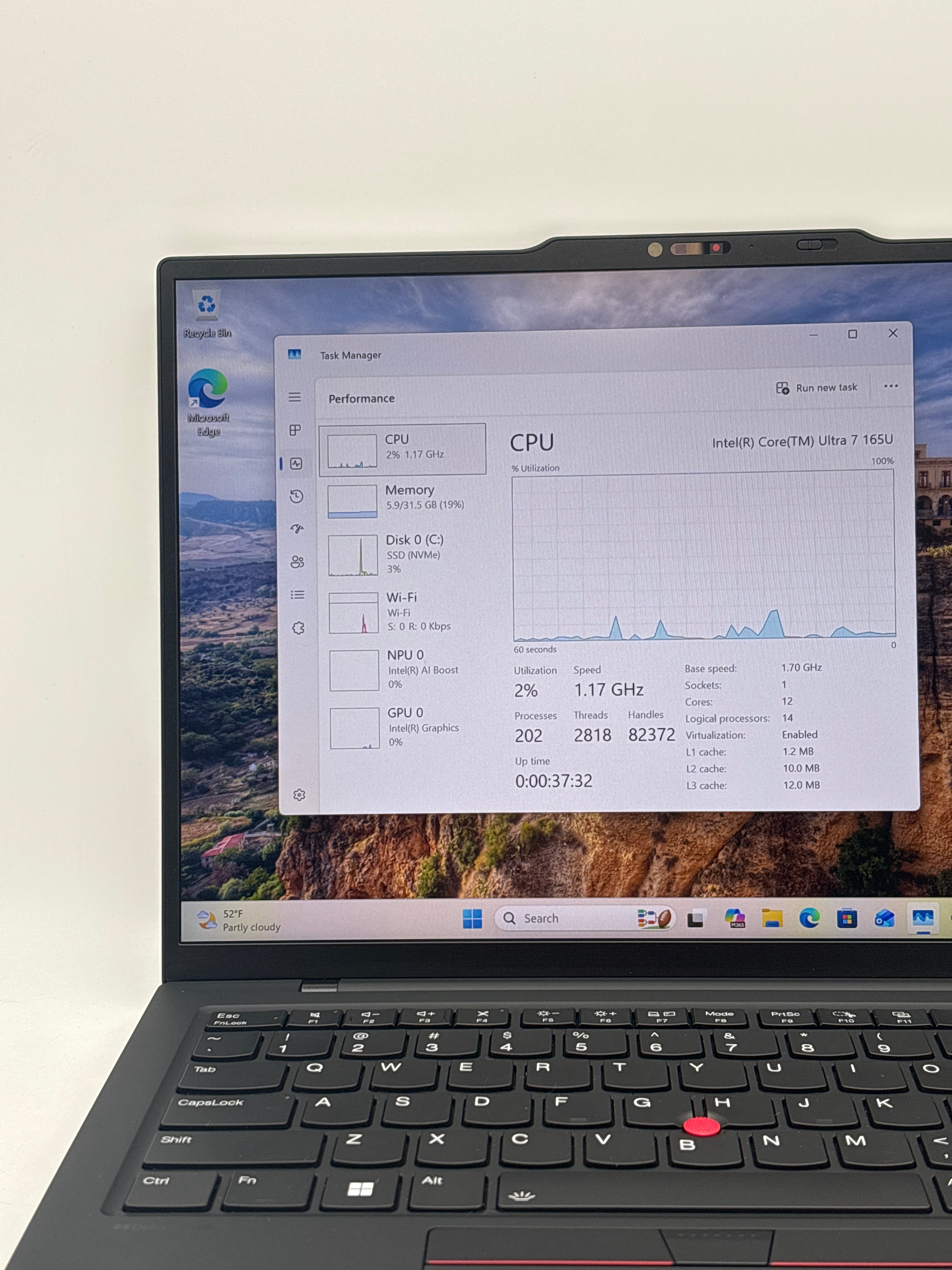 Lenovo ThinkPad X1 Carbon Gen 12 Ultra 7 32GB 1TB SSD TOUCH (READ)