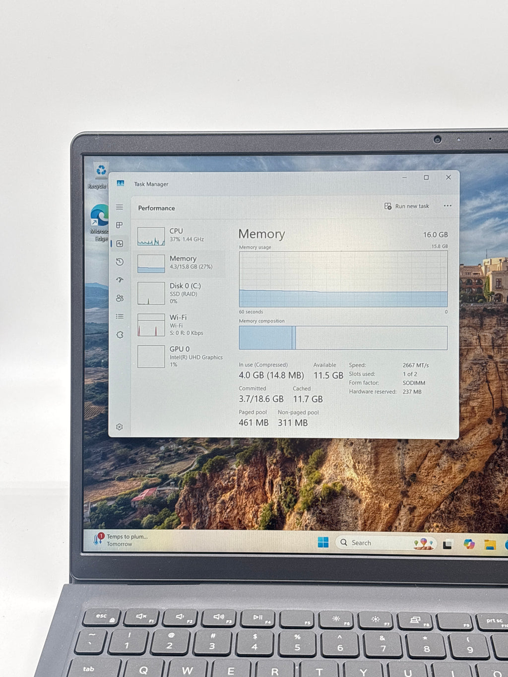 Dell Inspiron 15 3511 i5-1035G1 16GB RAM 512GB SSD