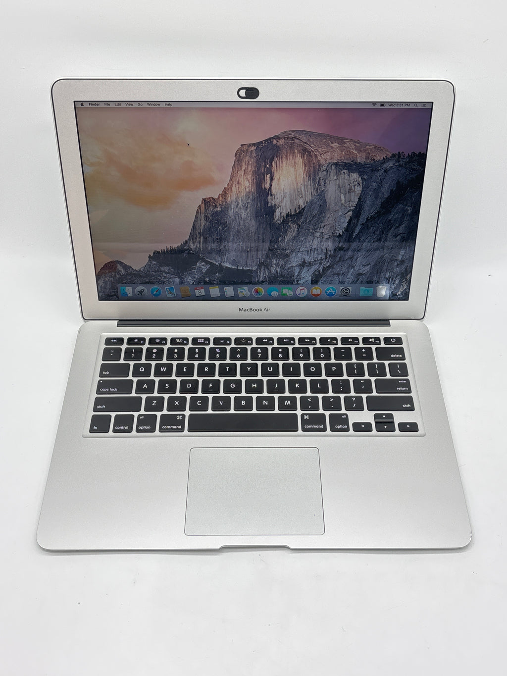 Apple MacBook Air 13" A1466 2015 i7 8GB ram 256GB SSD - For Parts (Read)