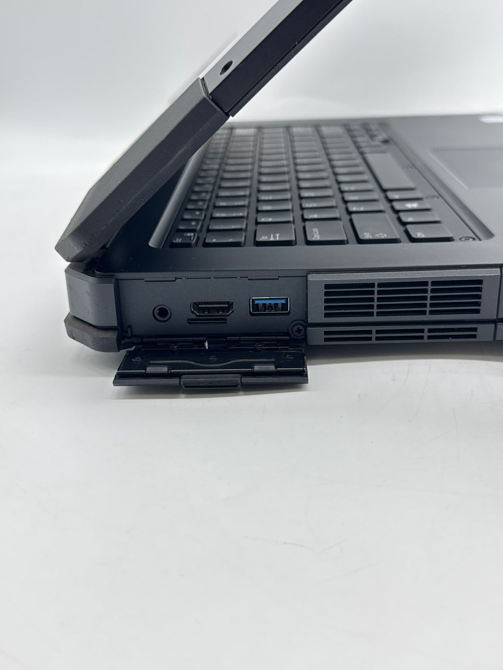 Dell Latitude 5414 Rugged i5-6300U 16GB 512GB SSD 14in Laptop - Used
